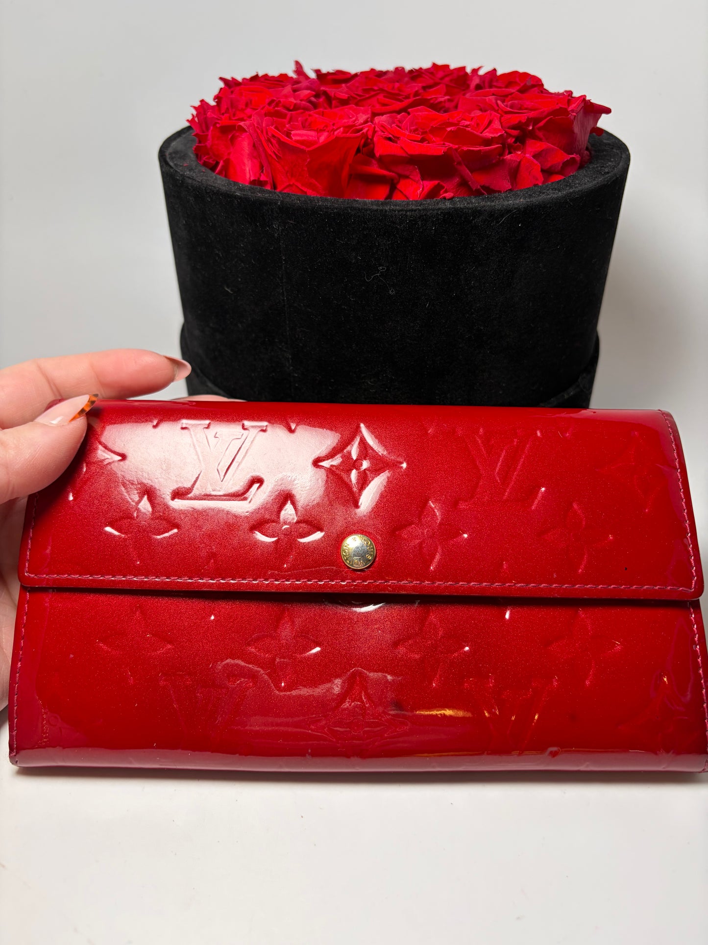 Louis Vuitton Sarah Red Vernis Monogram Wallet