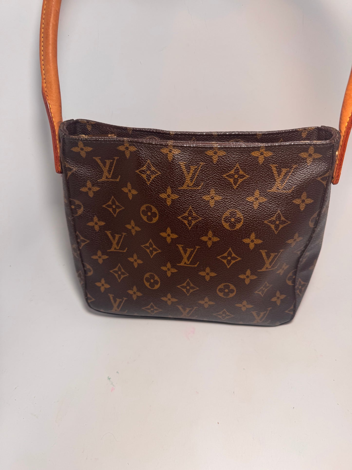Louis Vuitton Looping MM Monogram Shoulder Bag