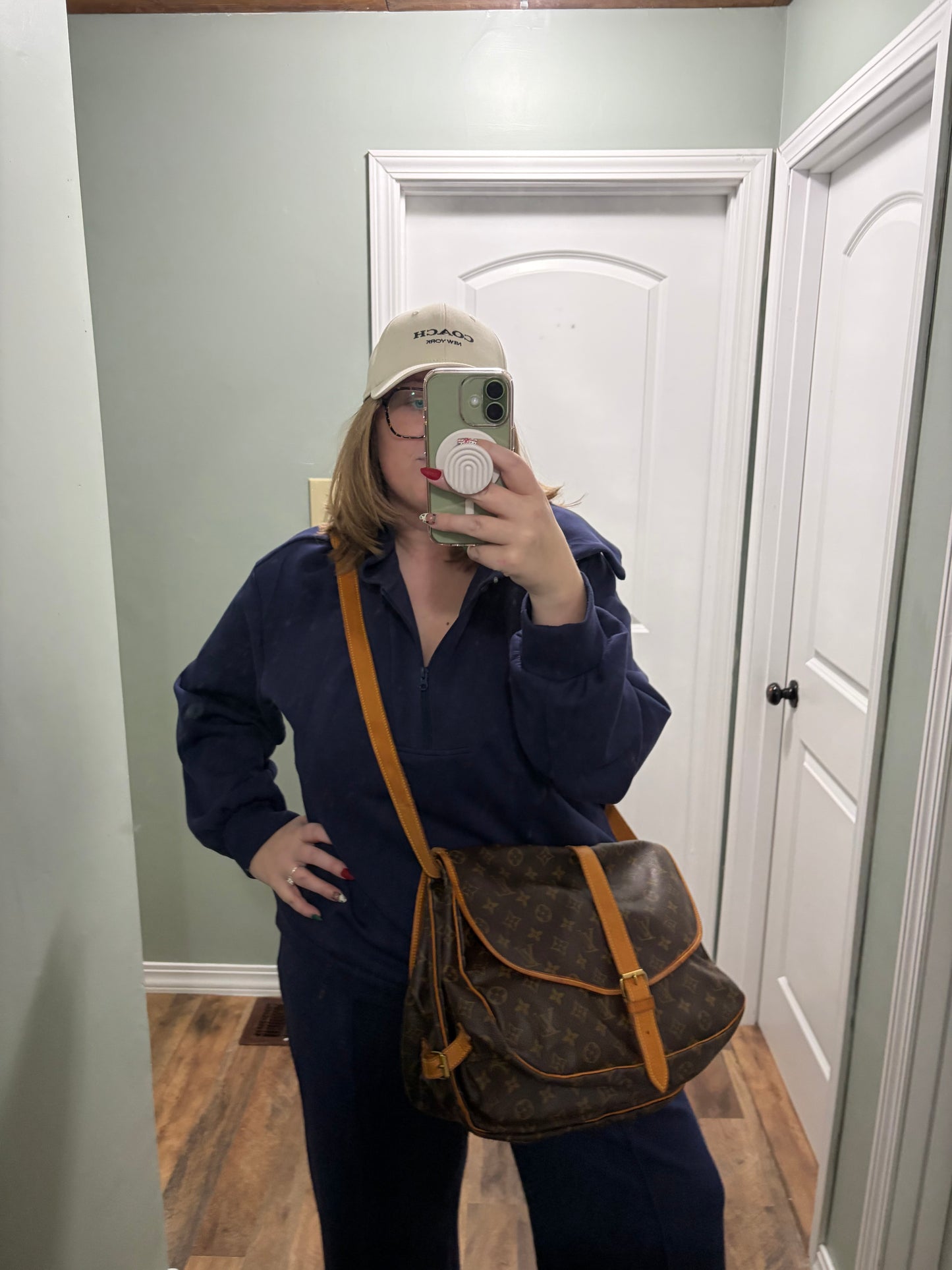 Louis Vuitton Samur 35 Monogram Crossbody