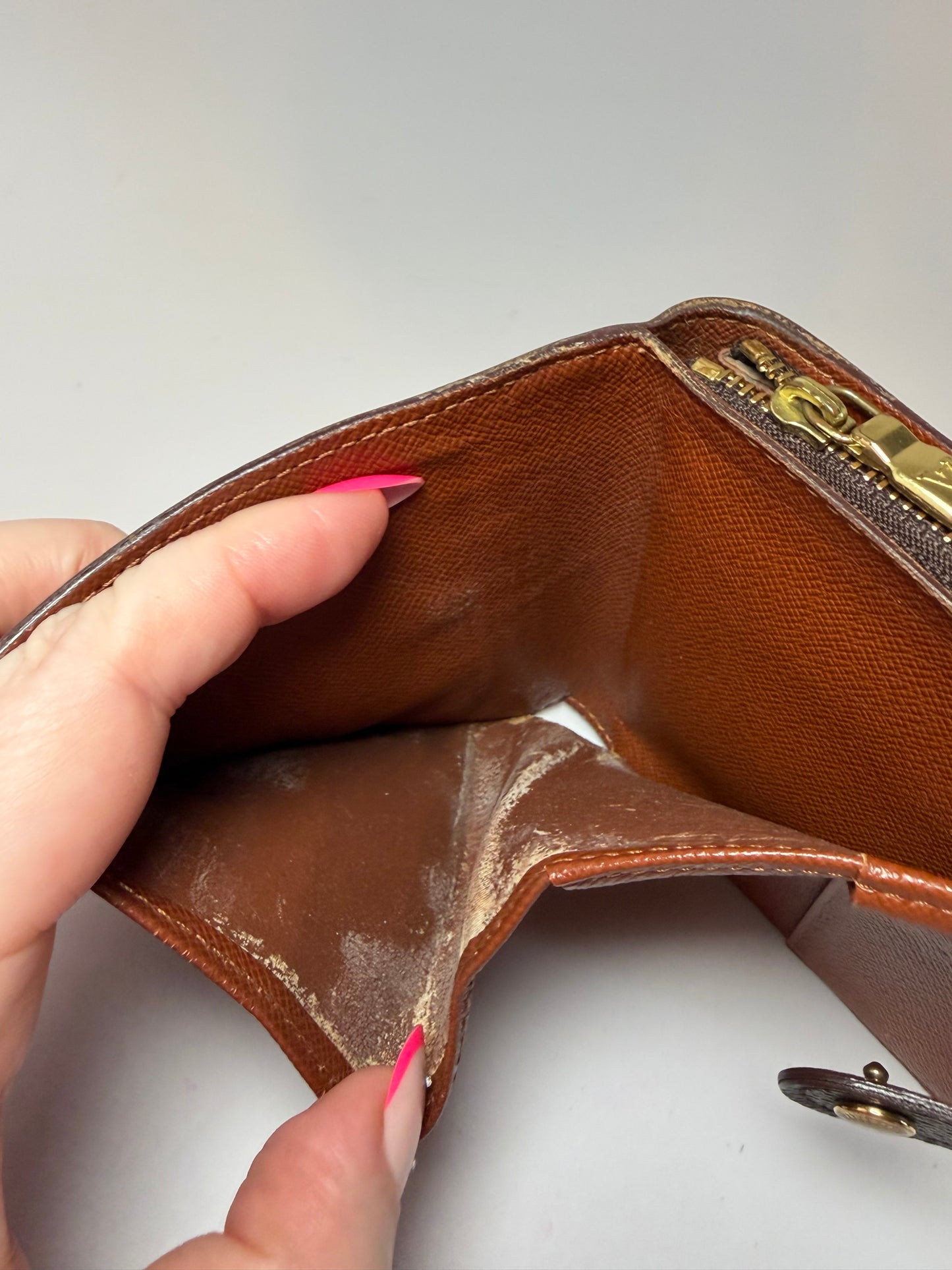 Louis Vuitton Zippy Monogram Compact Wallet