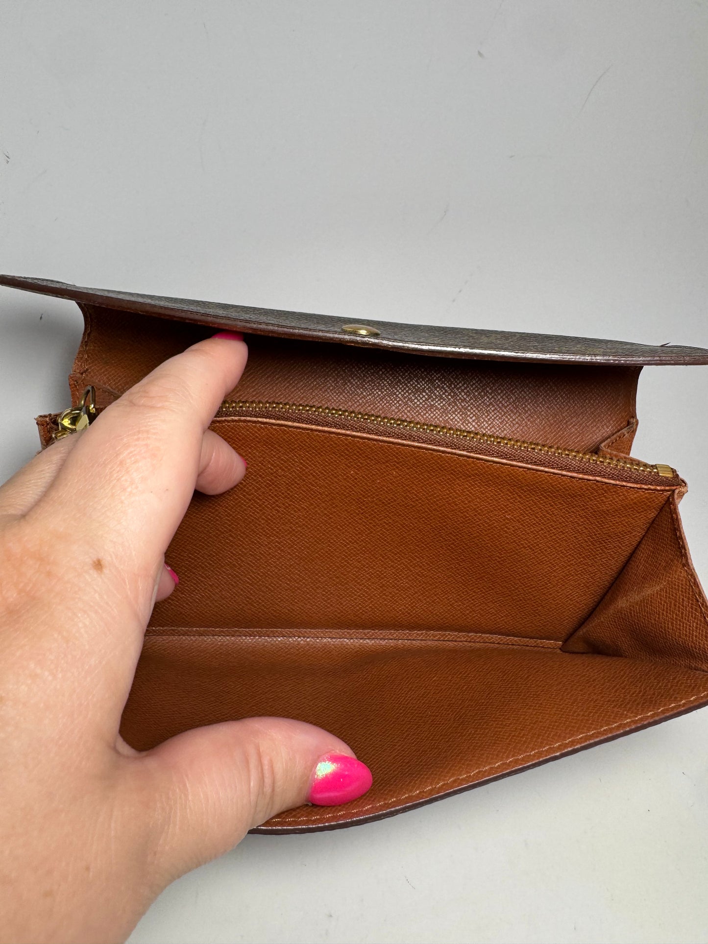 Louis Vuitton Sarah Monogram Wallet On Chain