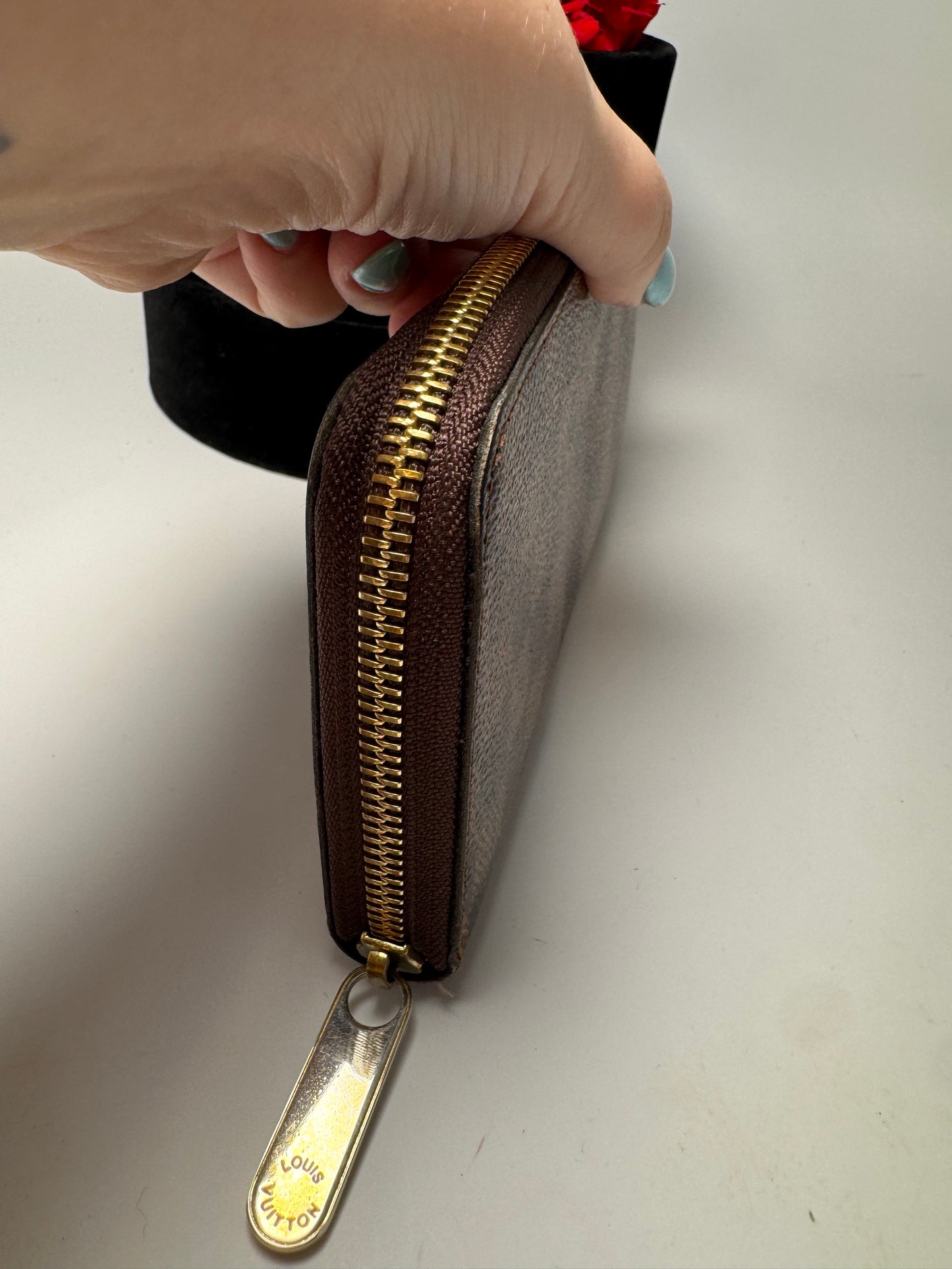 Louis Vuitton Damier Ebene Zippy Wallet