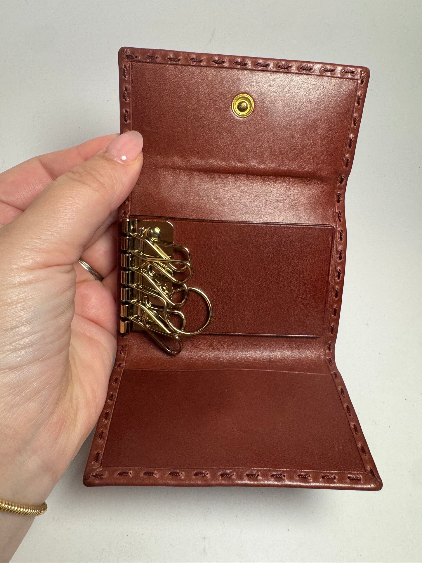 Gucci Brown Leather Western 6 Key Case/Key Holder