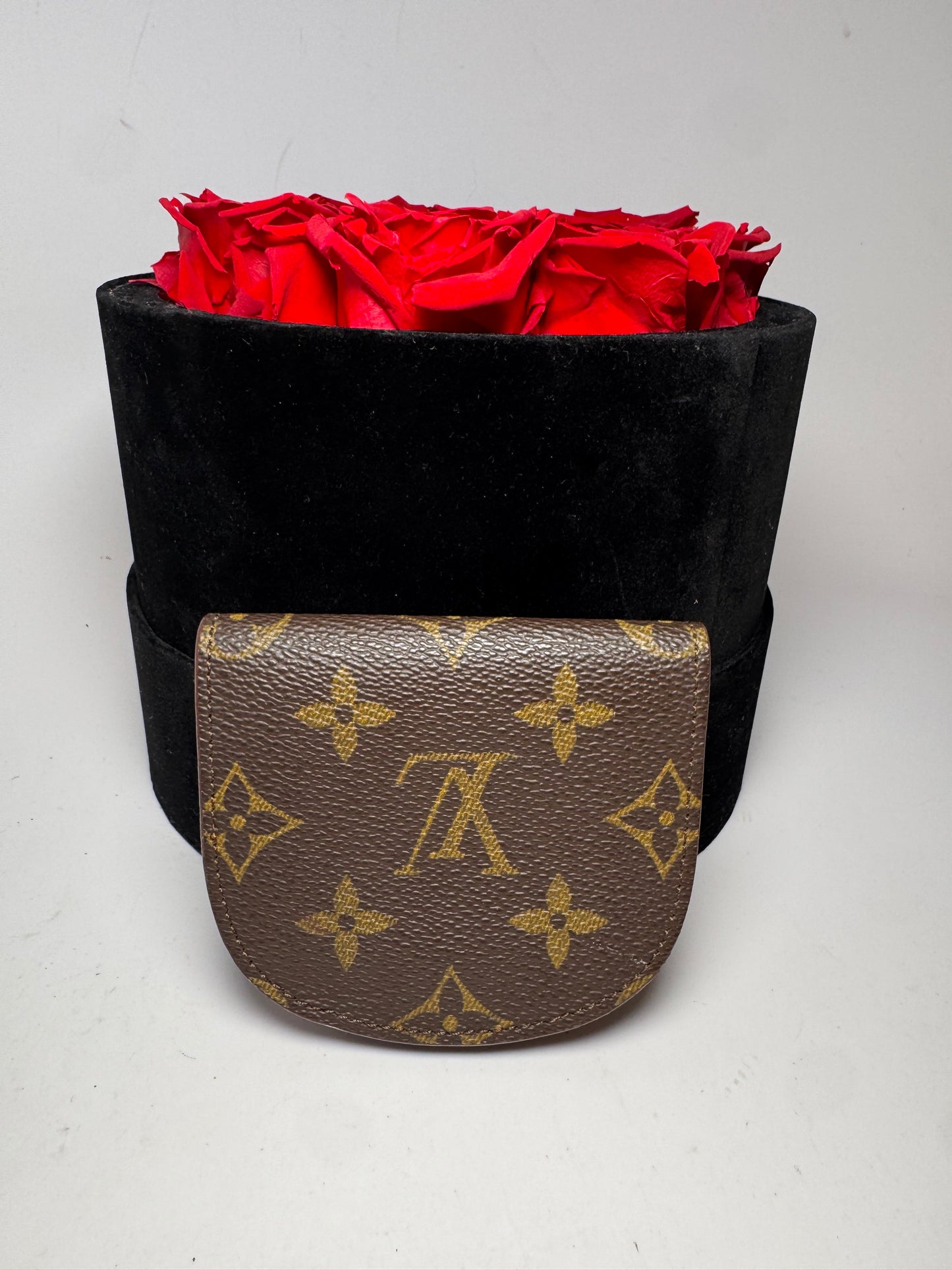 Louis Vuitton Monogram Porte Monnaie Gousset Coin Purse/Pouch