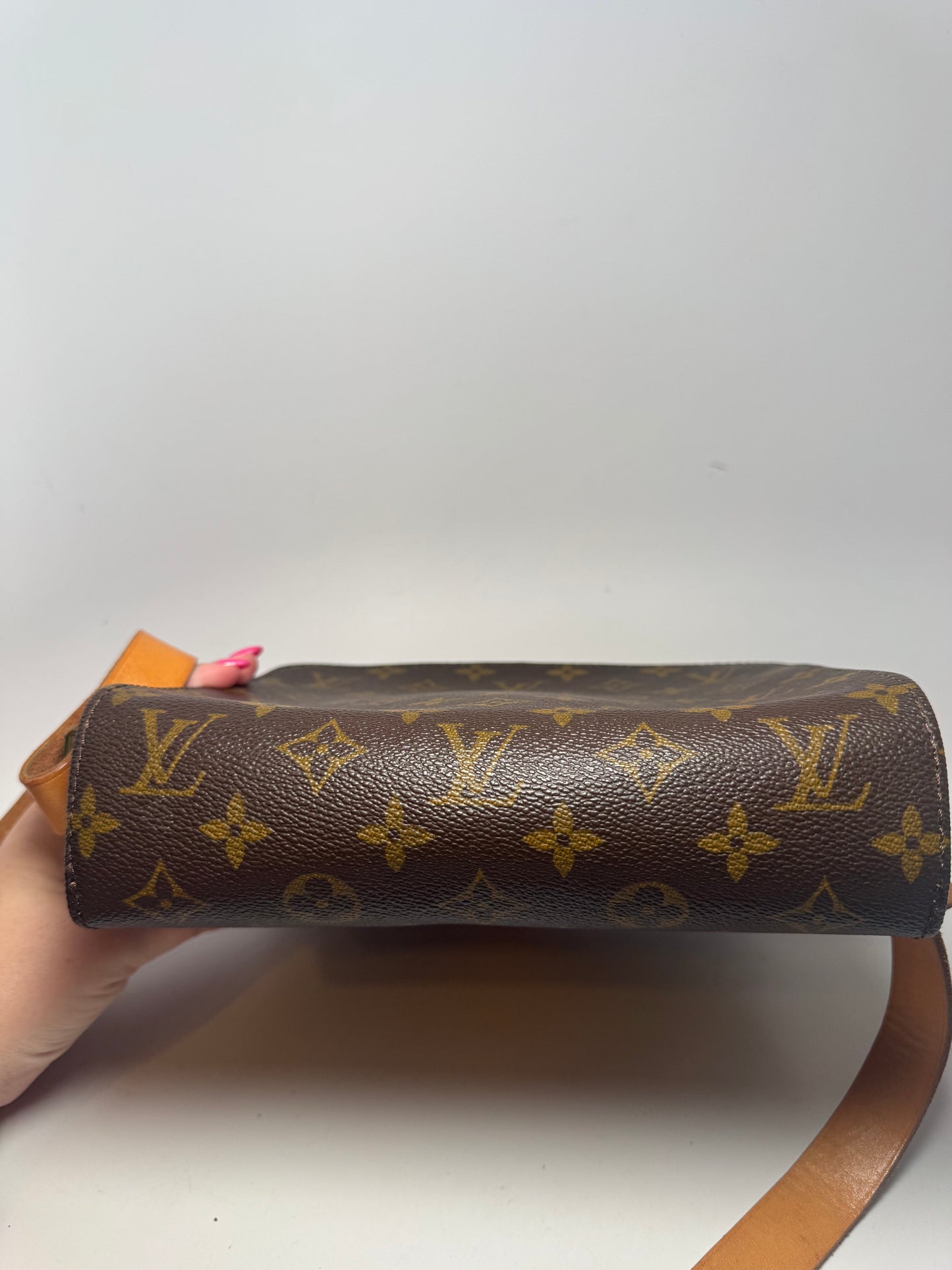 Louis Vuitton Cartouchière MM Monogram Crossbody
