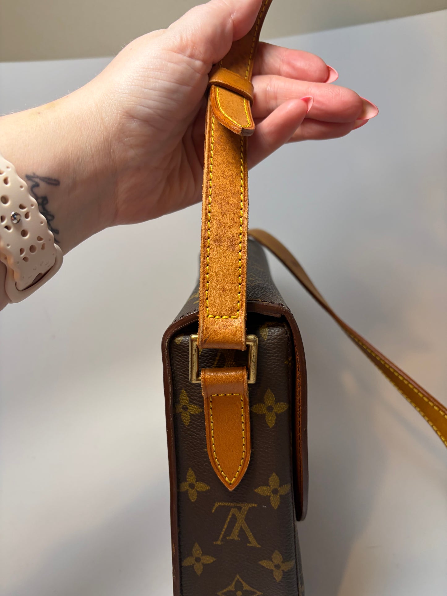 Louis Vuitton Saint Cloud GM Monogram Crossbody Vintage 1994