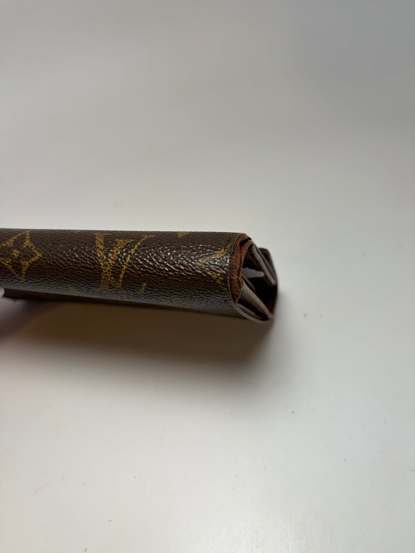 Louis Vuitton Porte Tressor Etui Papier Passport Wallet Monogram