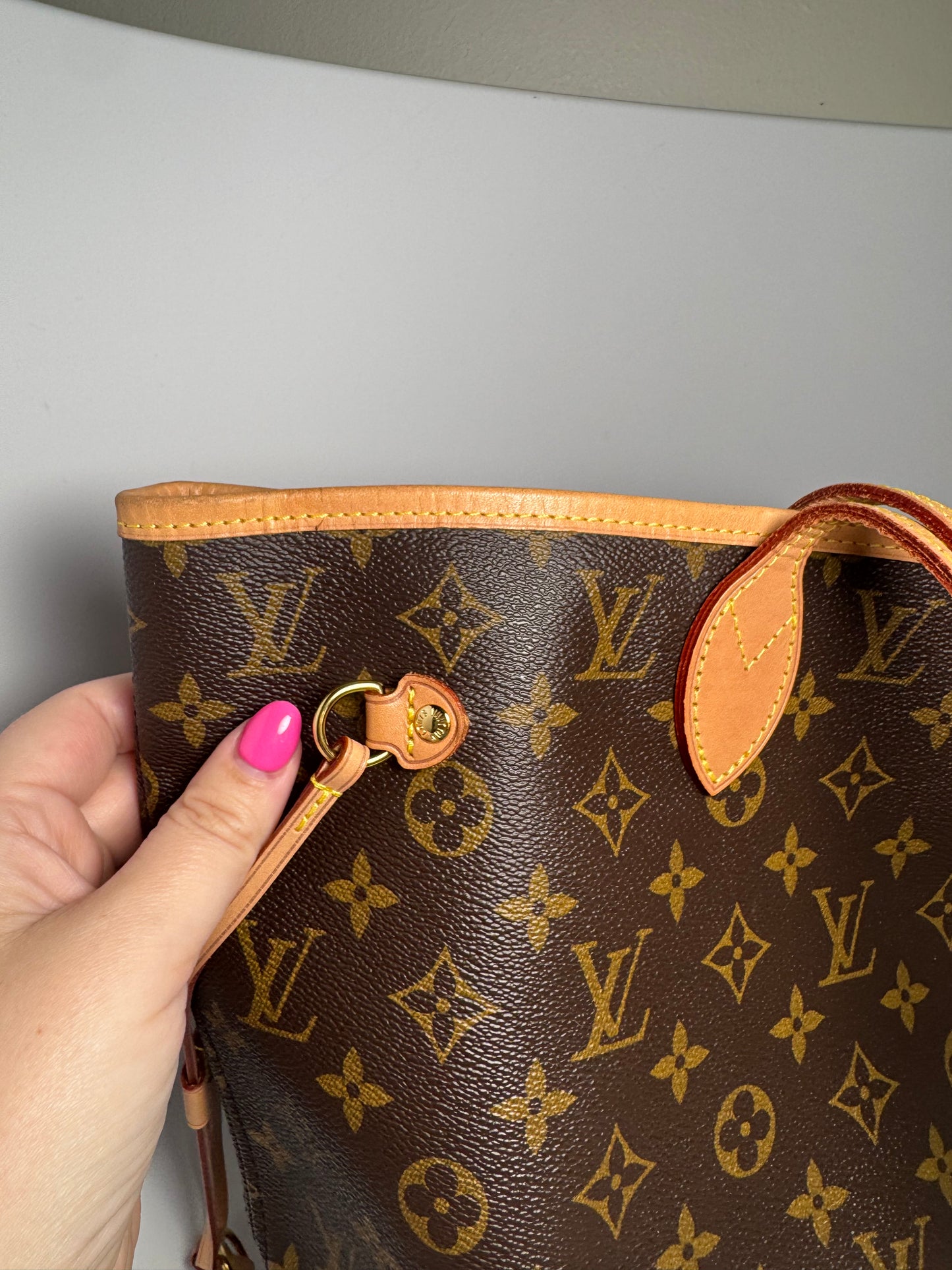 Louis Vuitton Neverfull MM Monogram Pivoine Interior – 2020 France