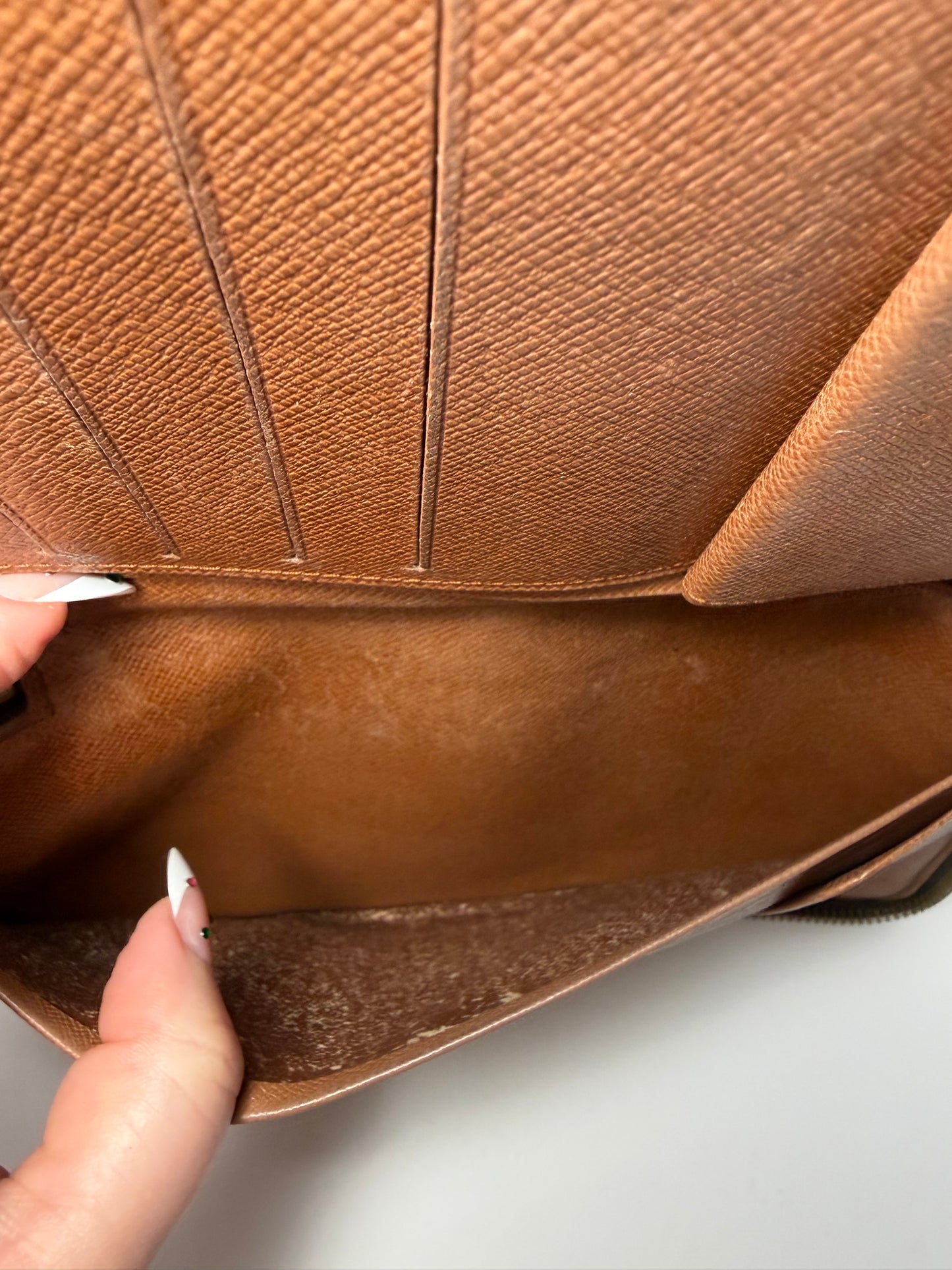 Louis Vuitton Zippy Organizer in Monogram