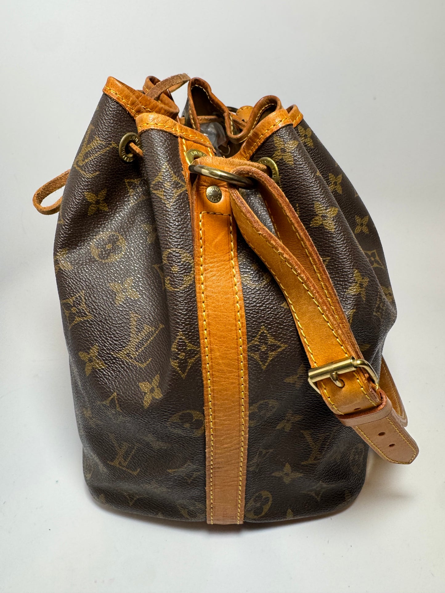 Louis Vuitton Petite Noe Bucket Bag Monogram Made in France W/COA