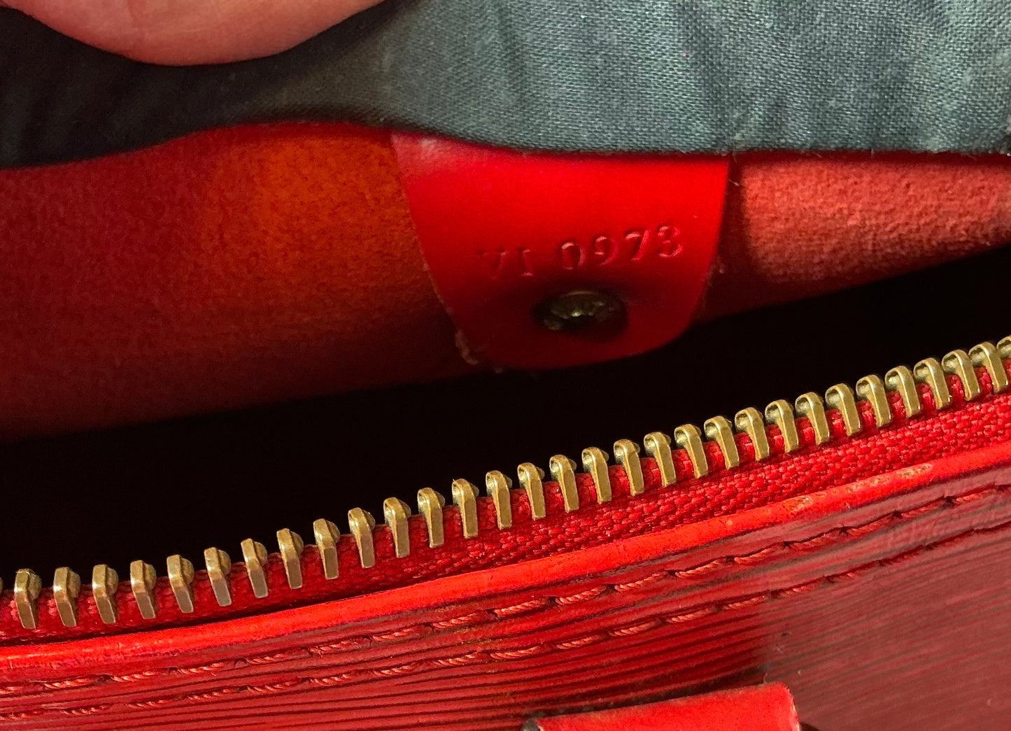 Louis Vuitton Speedy 25 Red Epi Leather