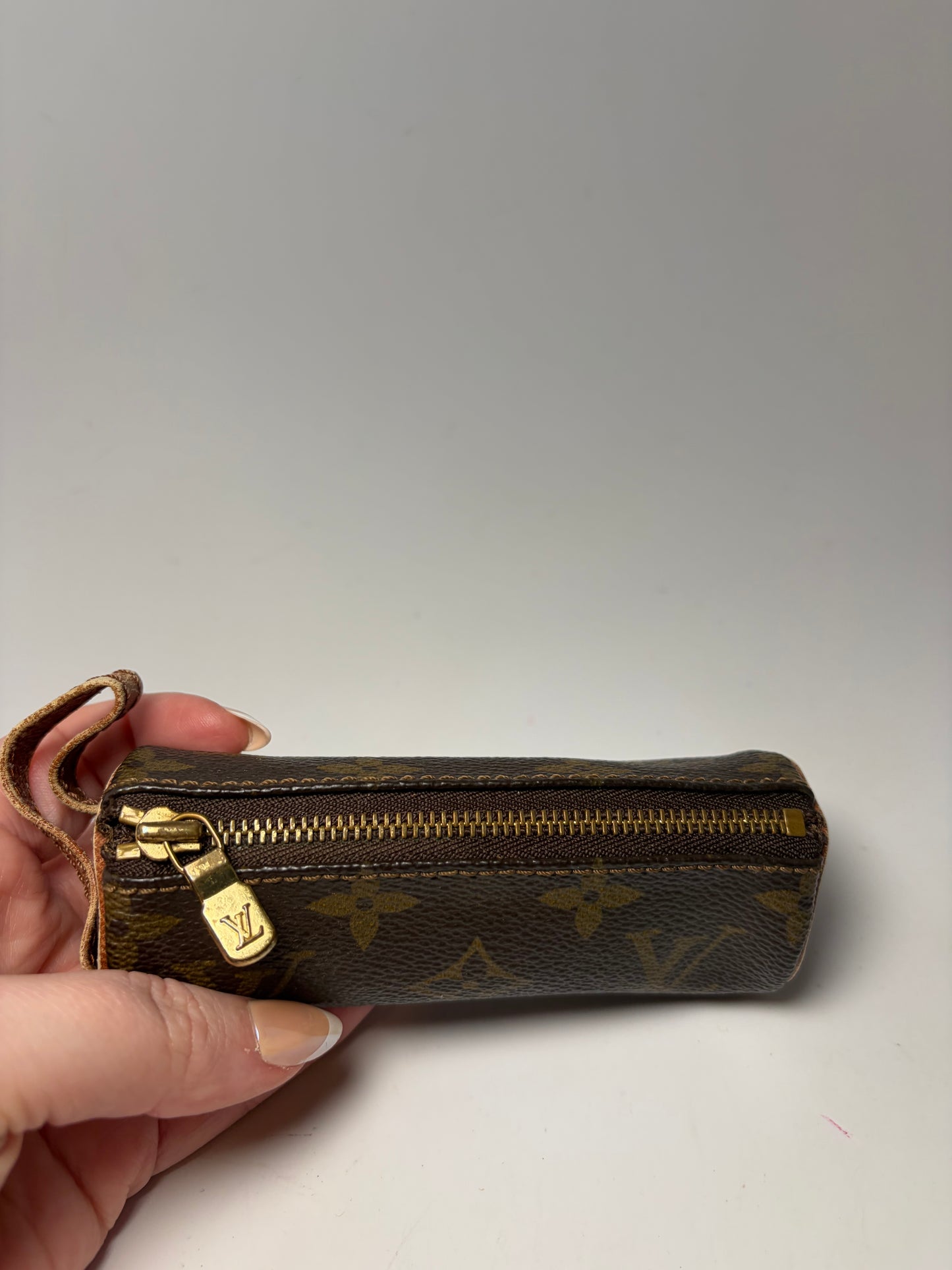 Louis Vuitton Etui 3 Ball Golf Ball Holder/Small Cosmetic Pouch
