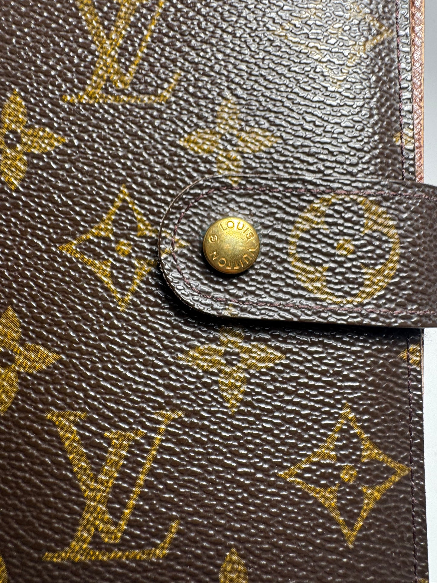 Louis Vuitton Porte Papier Wallet/Passport Holder in Monogram Made in France January 2001