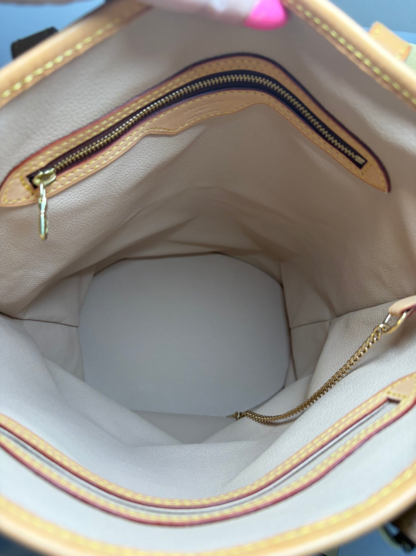Louis Vuitton Bucket GM Monogram Tote