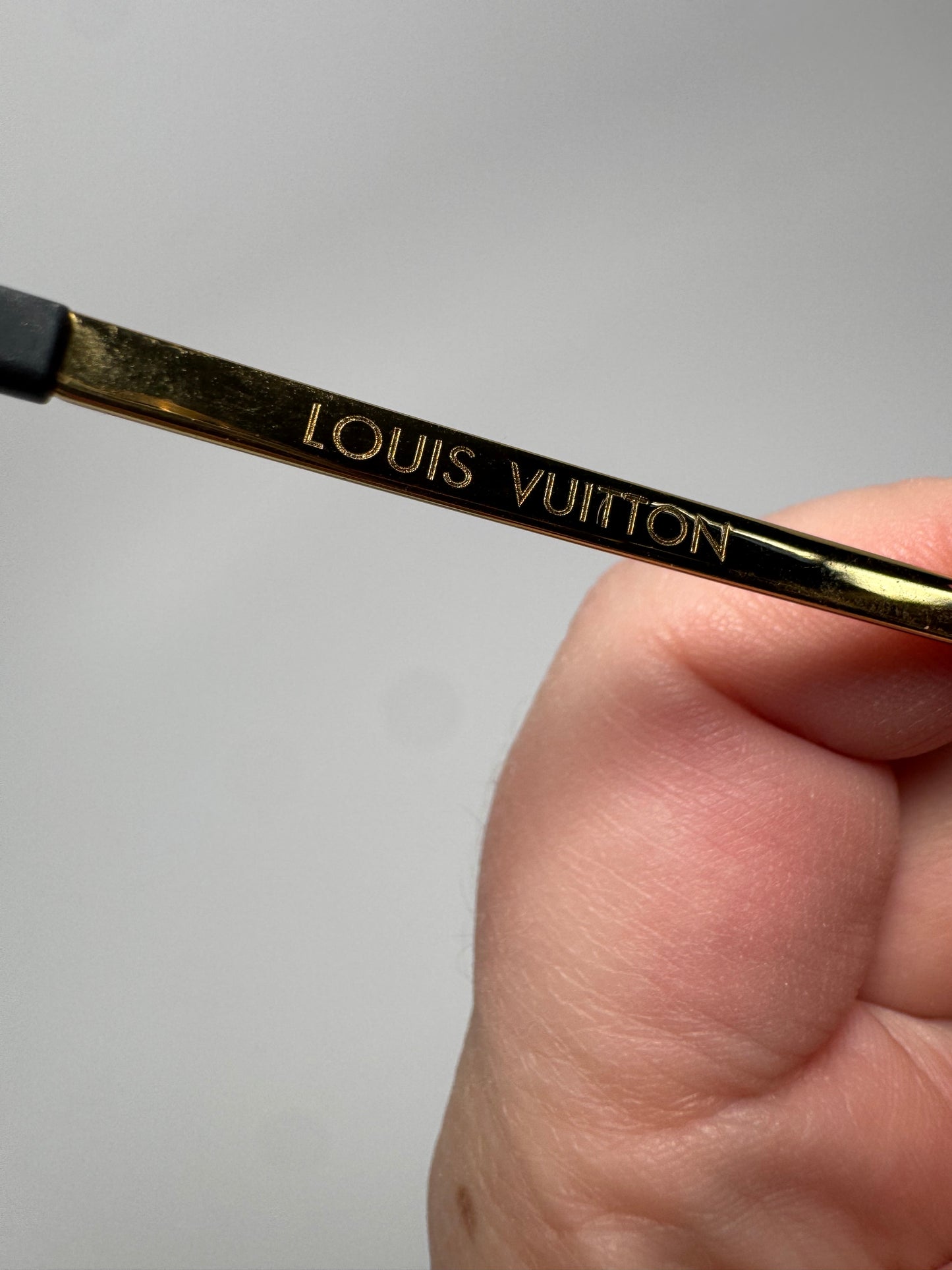 Louis Vuitton The Party Aviator Sunglasses – Gradient Brown with Gold Accents