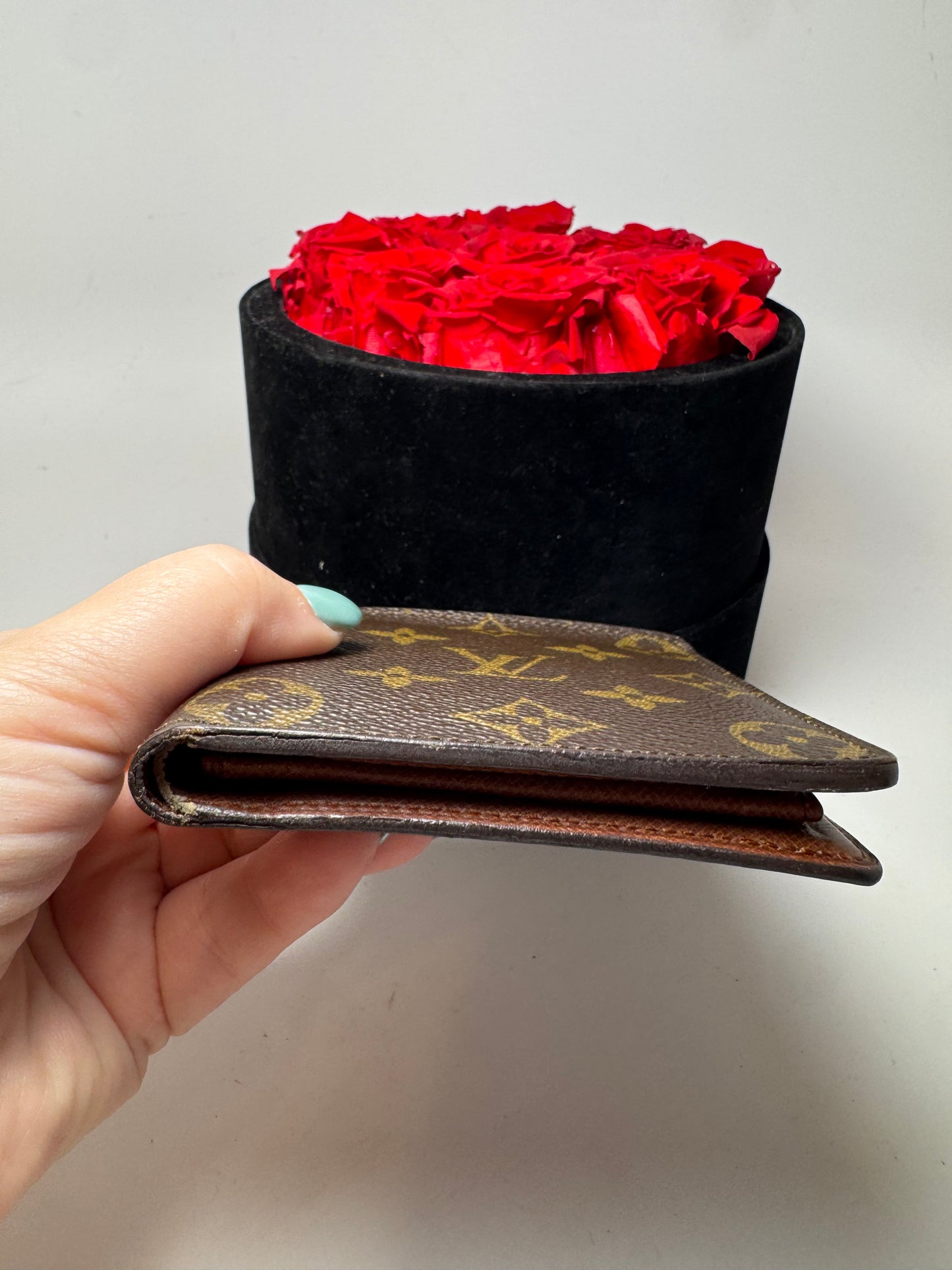 Louis Vuitton Monogram Bifold Wallet w/Coin Pocket