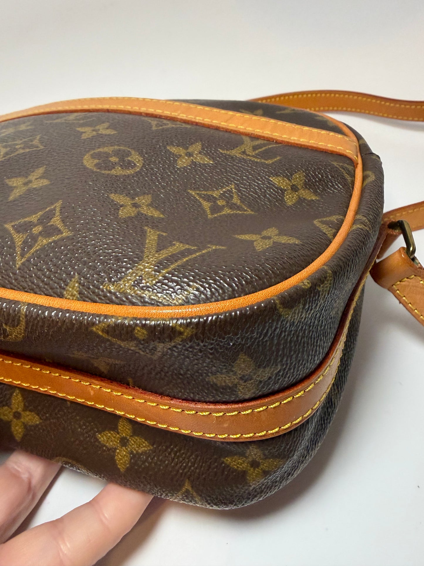 Louis Vuitton Senlis Monogram Shoulder Bag/Crossbody Bag