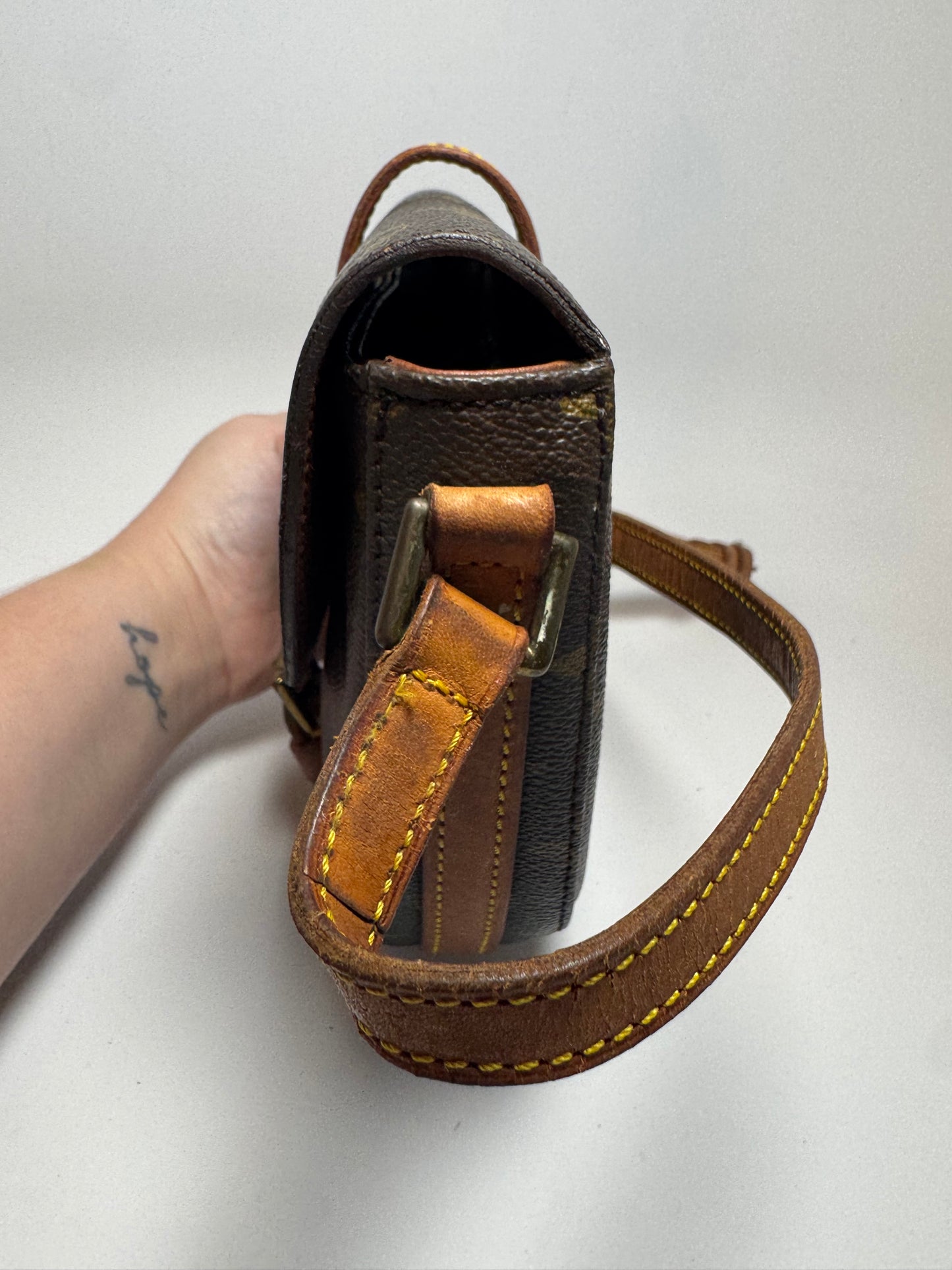 Louis Vuitton Chantilly PM in Monogram Crossbody
