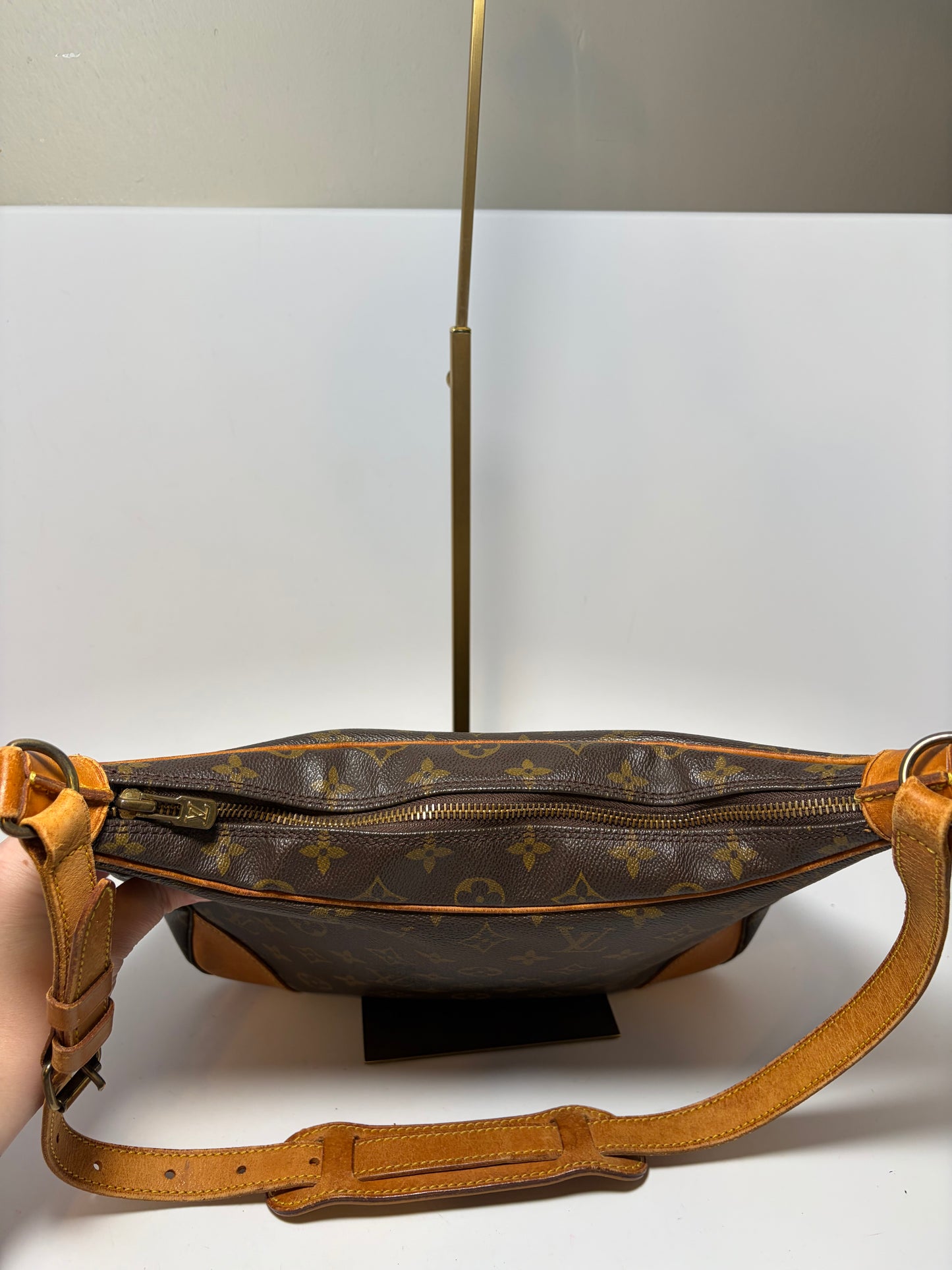 Louis Vuitton Boulogne 30 Monogram Shoulder Bag - Pre Date Code