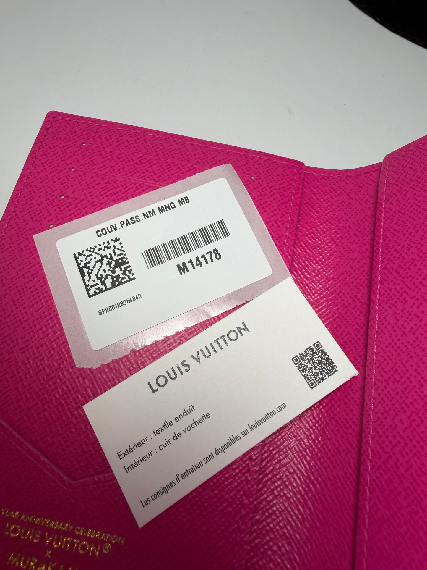Louis Vuitton LV x TM Passport Cover White Multicolor w/Hot Pink Interior, Made in France NWT