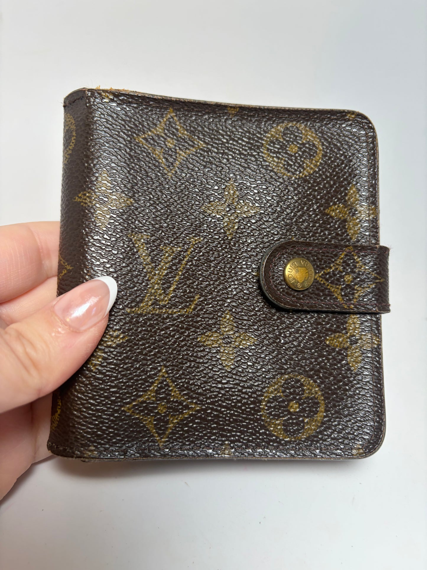 Louis Vuitton Zippy monogram compact wallet