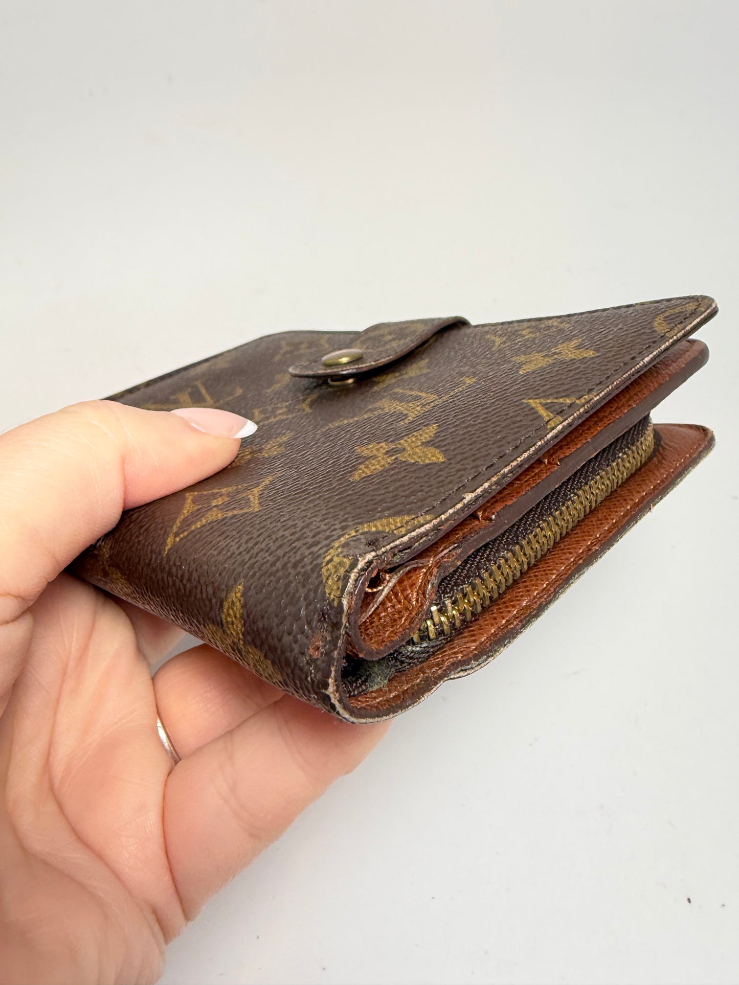 Louis Vuitton Porte Papier Passport Wallet Monogram