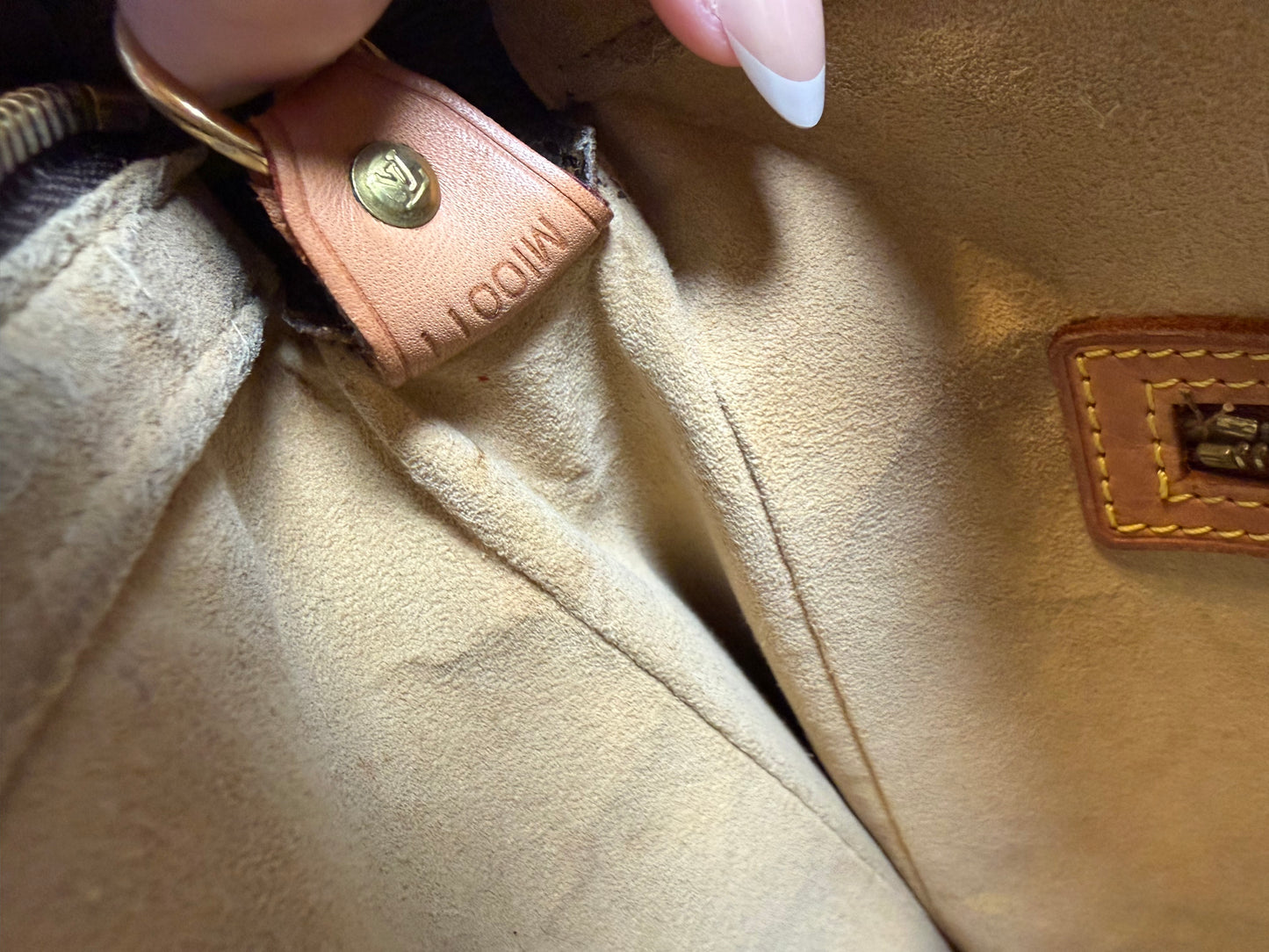 Louis Vuitton Looping GM Monogram Shoulder Bag
