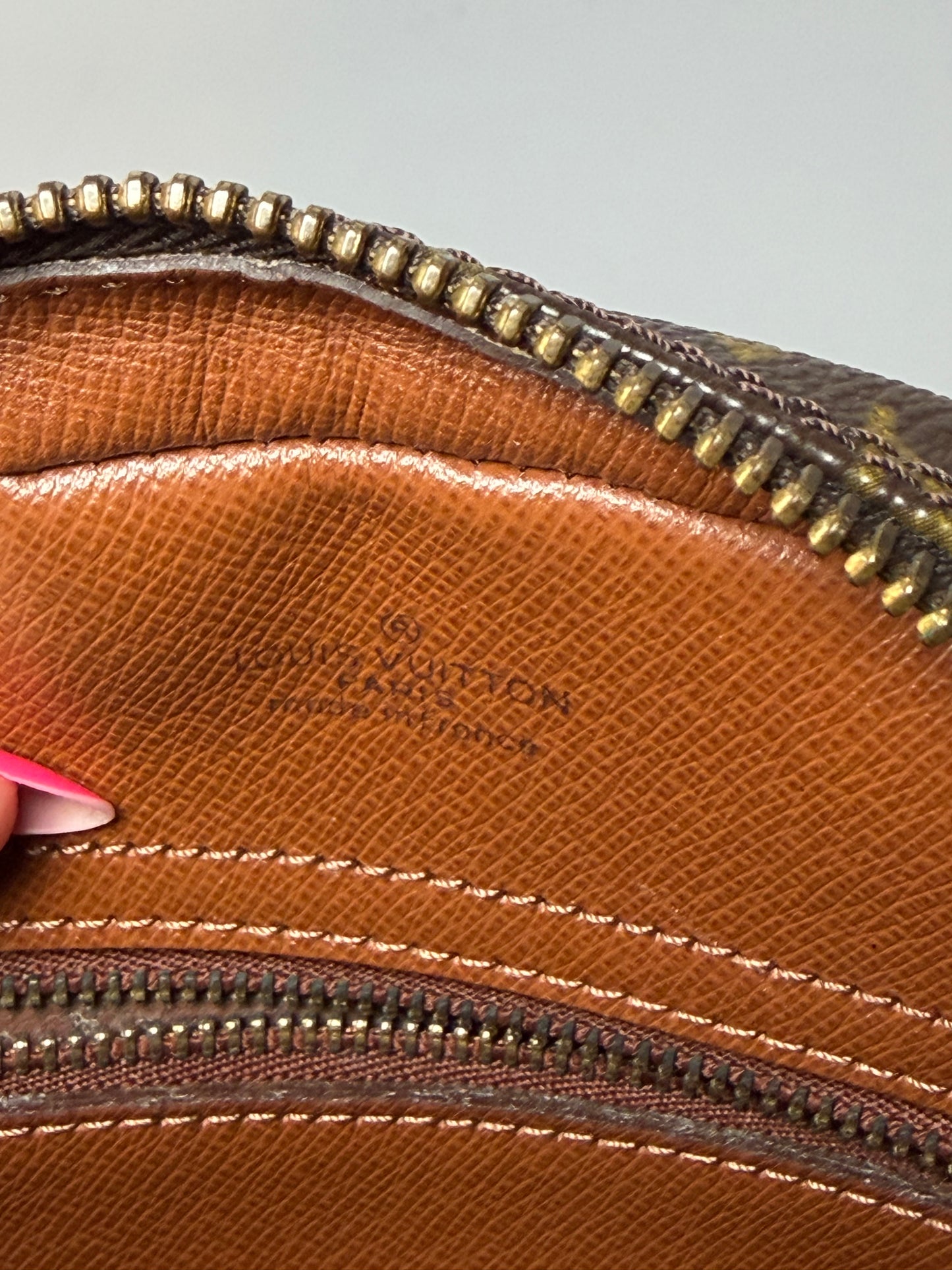 Louis Vuitton Senlis Monogram Shoulder Bag/Crossbody Bag