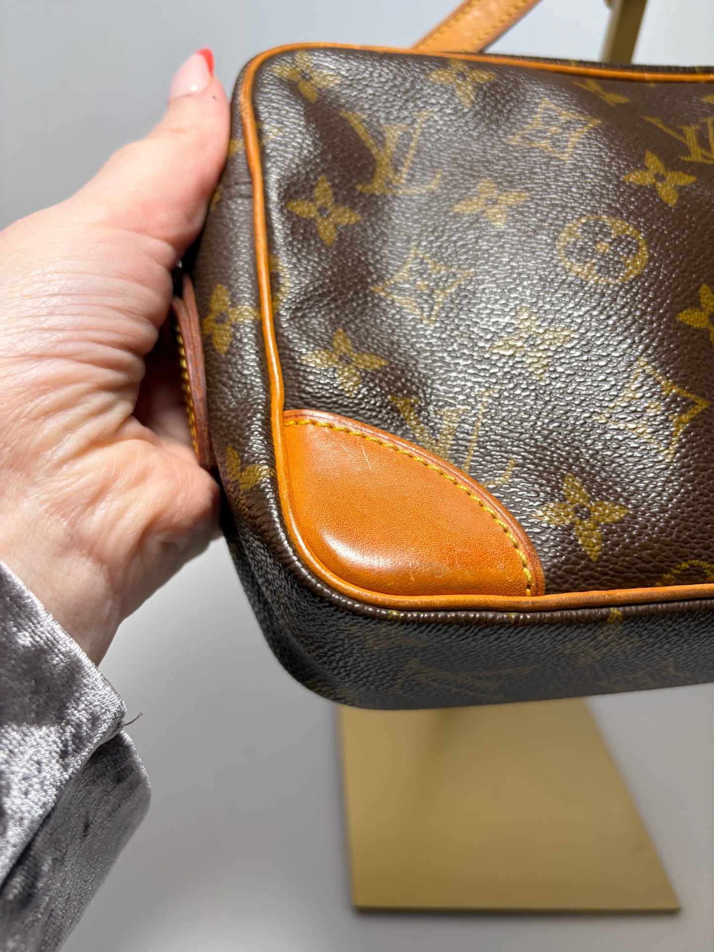 Louis Vuitton Trocadero 23 Monogram Crossbody