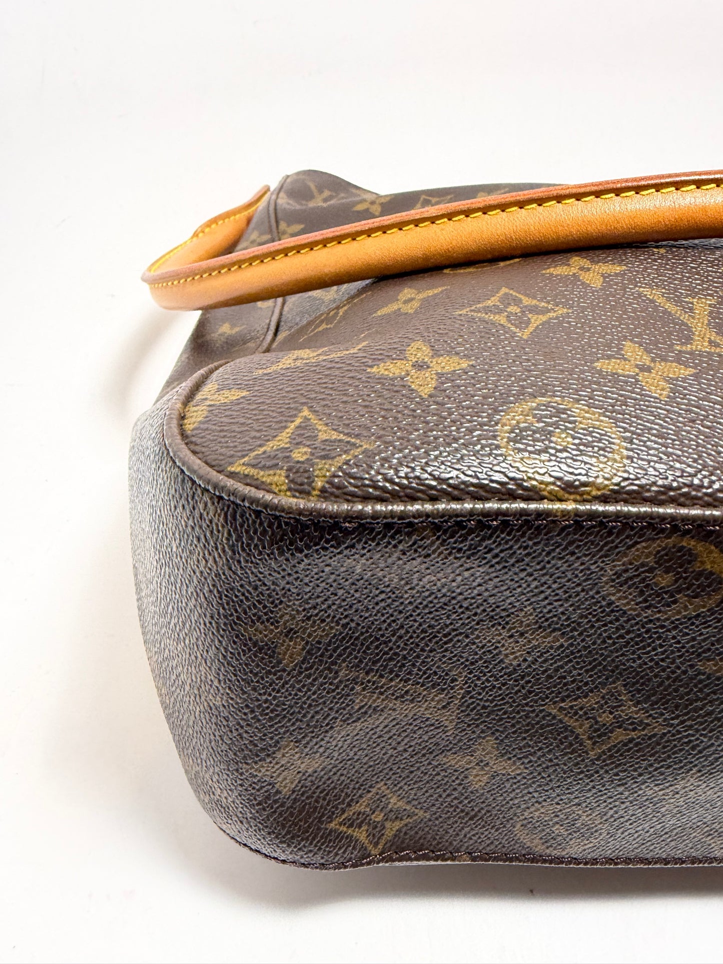 Louis Vuitton Looping GM Monogram Shoulder Bag
