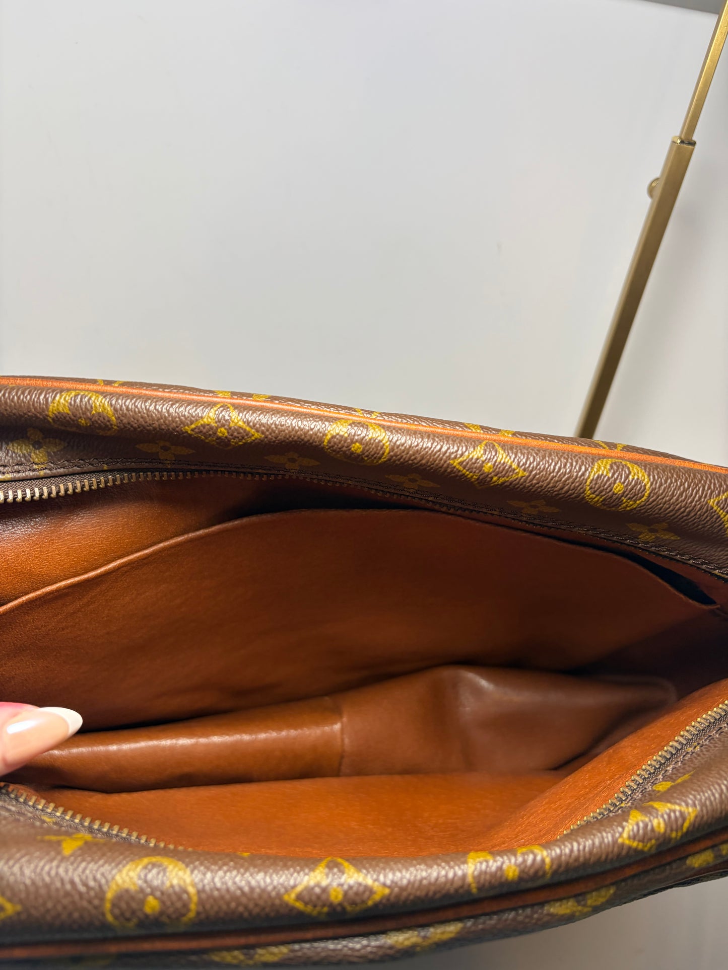 Louis Vuitton Nile GM Monogram Shoulder Bag