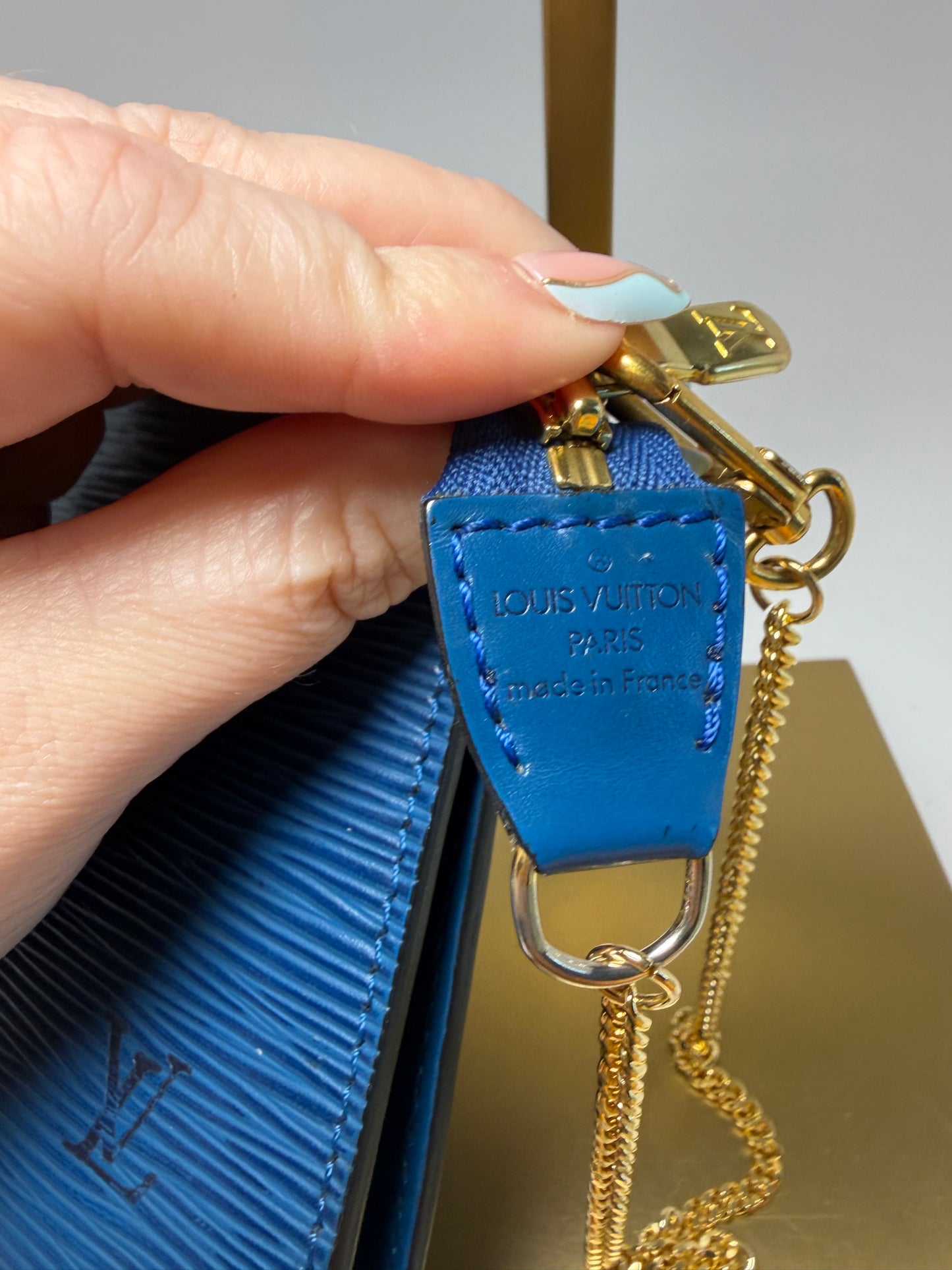 Louis Vuitton Pouch Pochette Accessories in Blue Epi Leather with LV Gold Chain