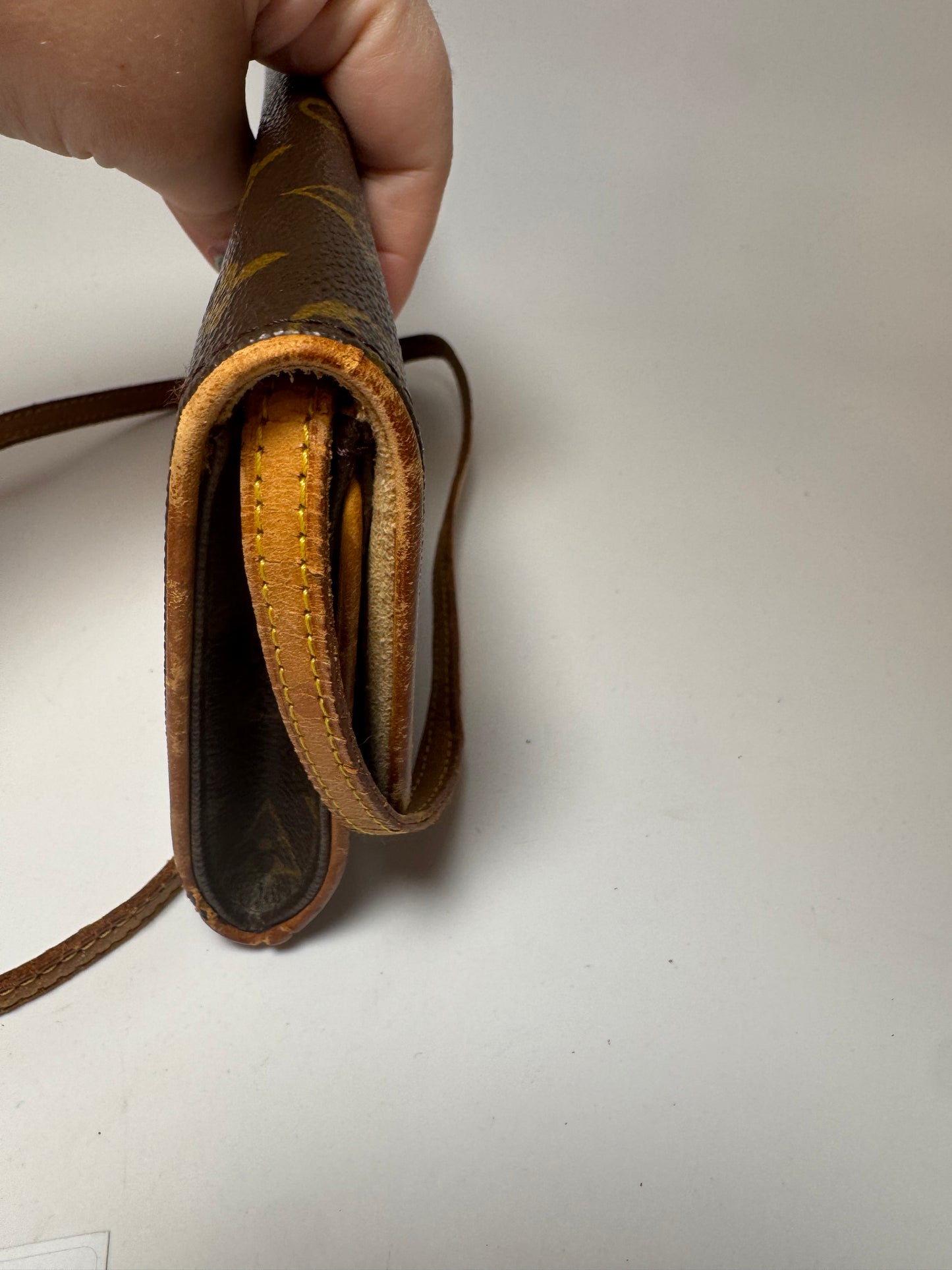 Louis Vuitton Twin Pochette GM in Monogram Crossbody