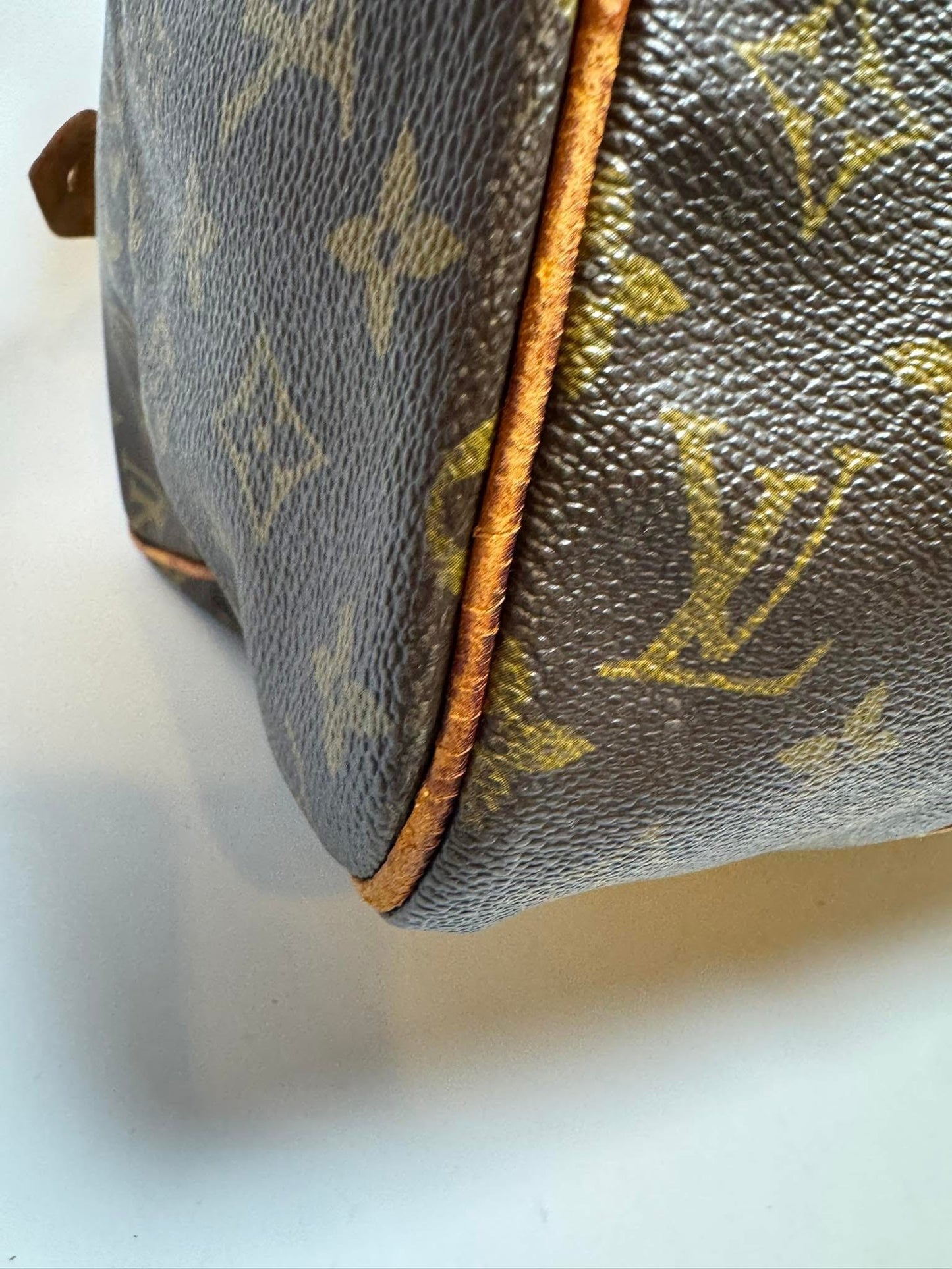 Louis Vuitton Sac souple 35 Monogram Satchel Vintage Pre Date Code