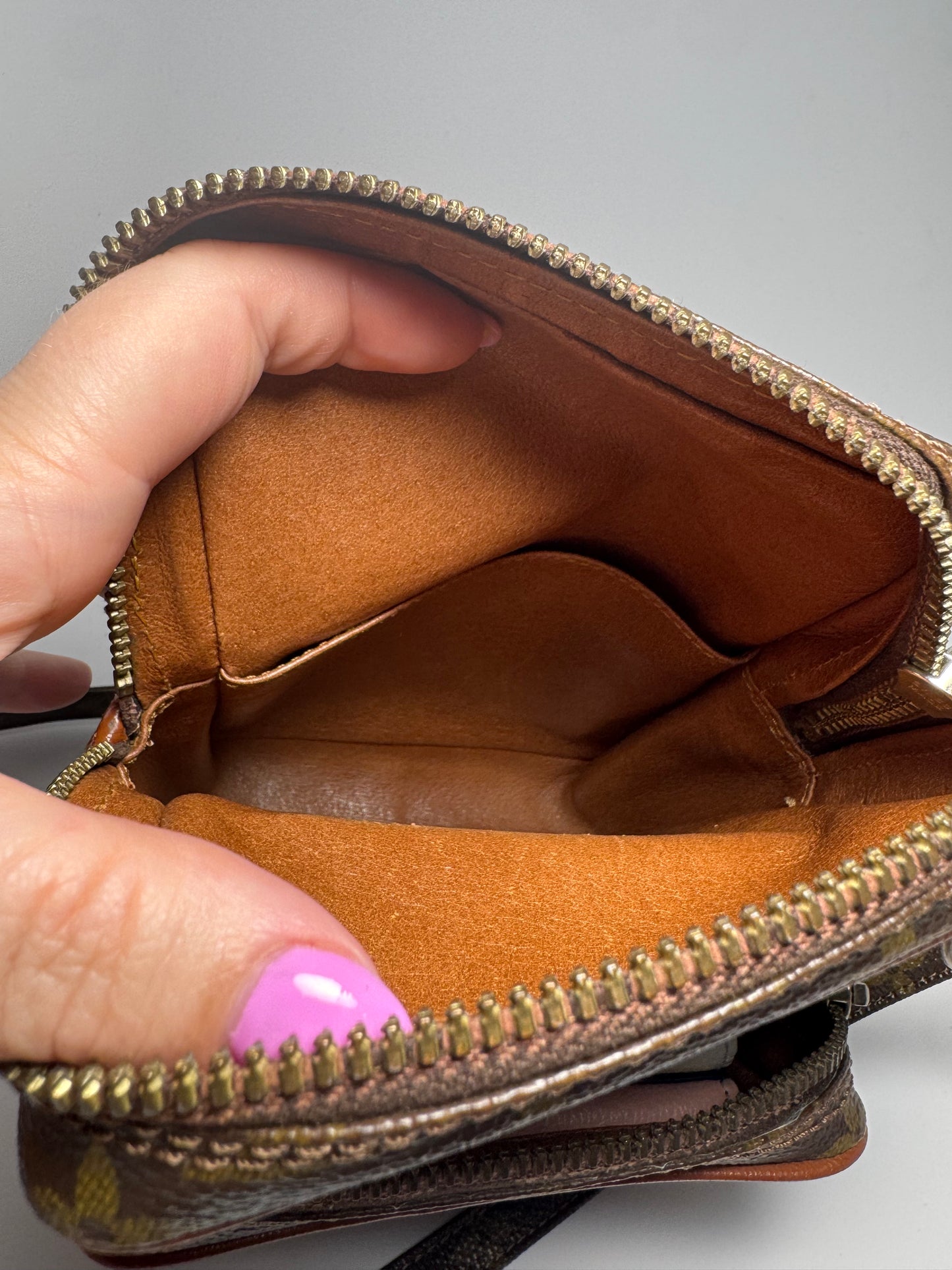 Louis Vuitton Vintage Amazon Monogram Crossbody (Pre Date Code) | Luxury Bags