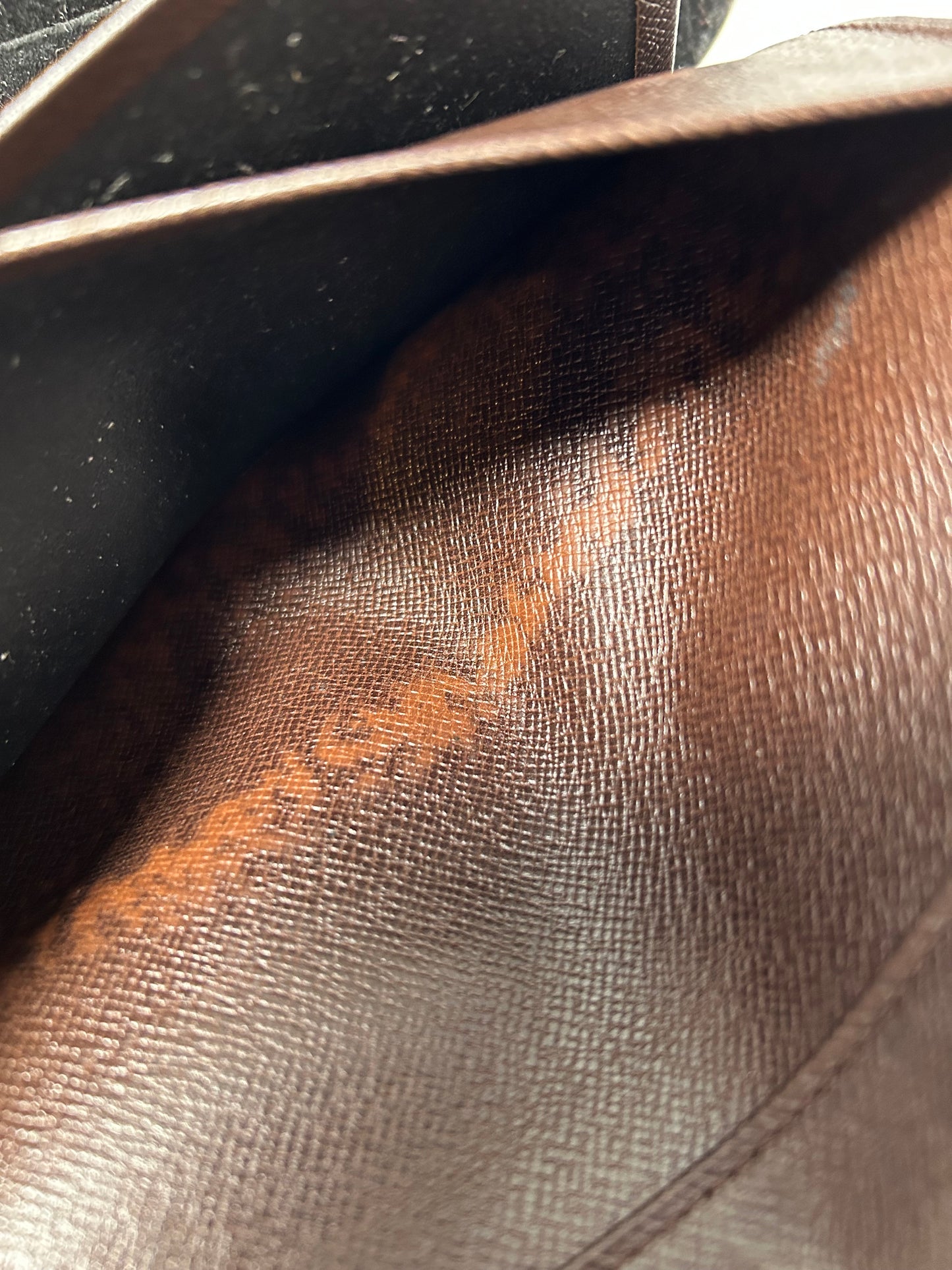 Louis Vuitton Damier Ebene Slim Wallet/Passport Cover