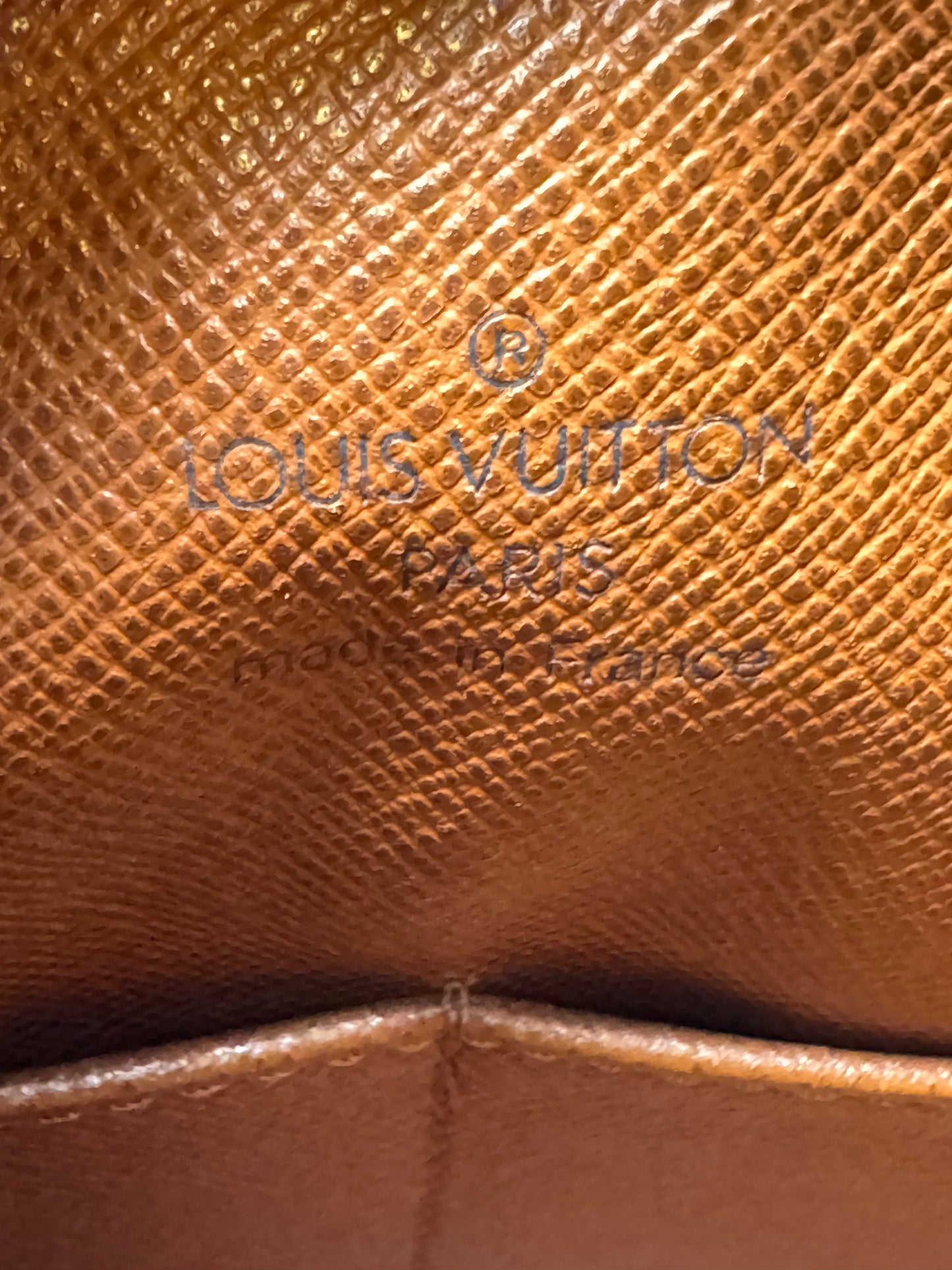 Louis Vuitton Compeigne 28 Pouch/Toiletry Bag