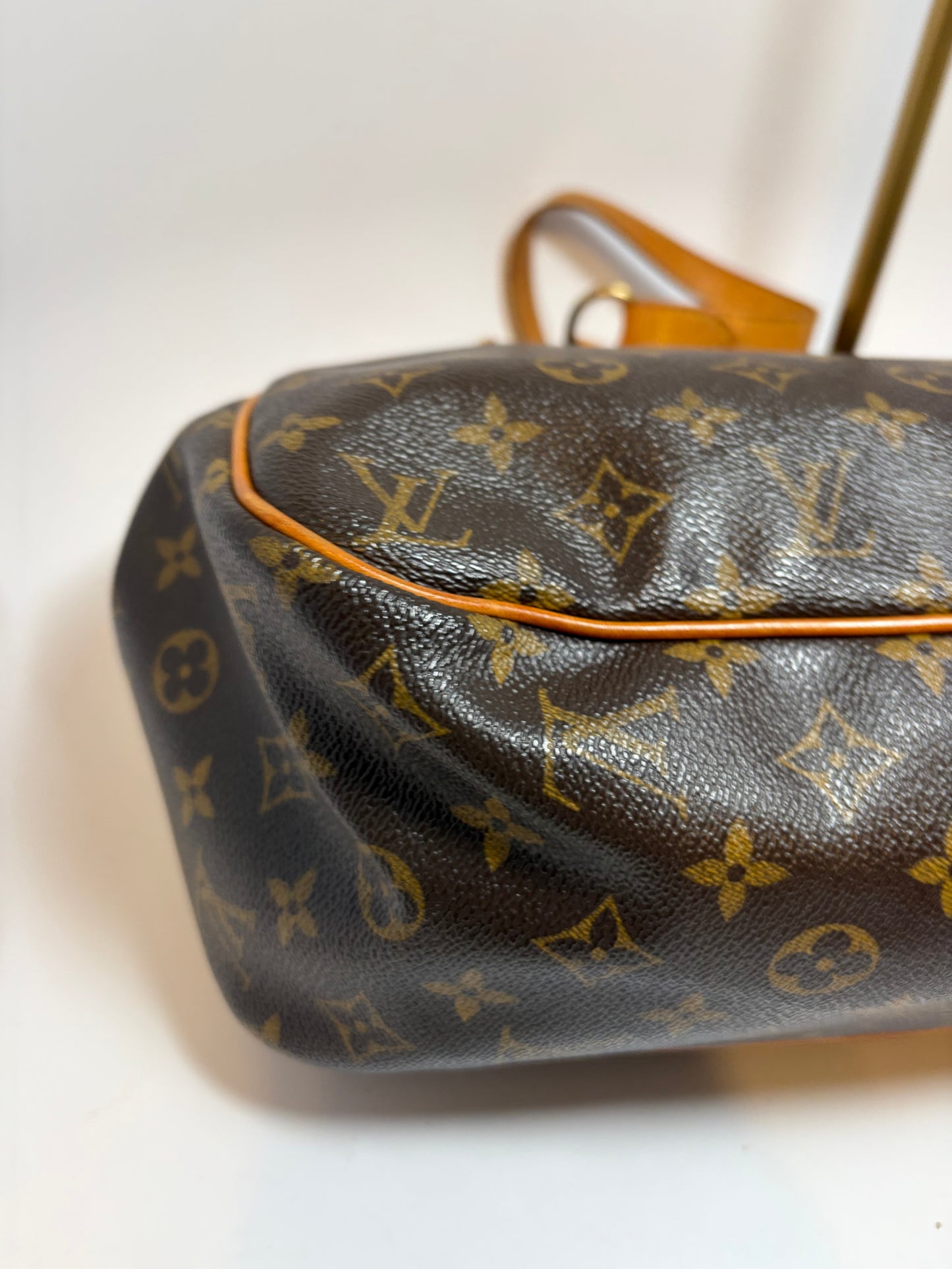 Louis Vuitton Batignolles Horizontal Monogram Tote Bag