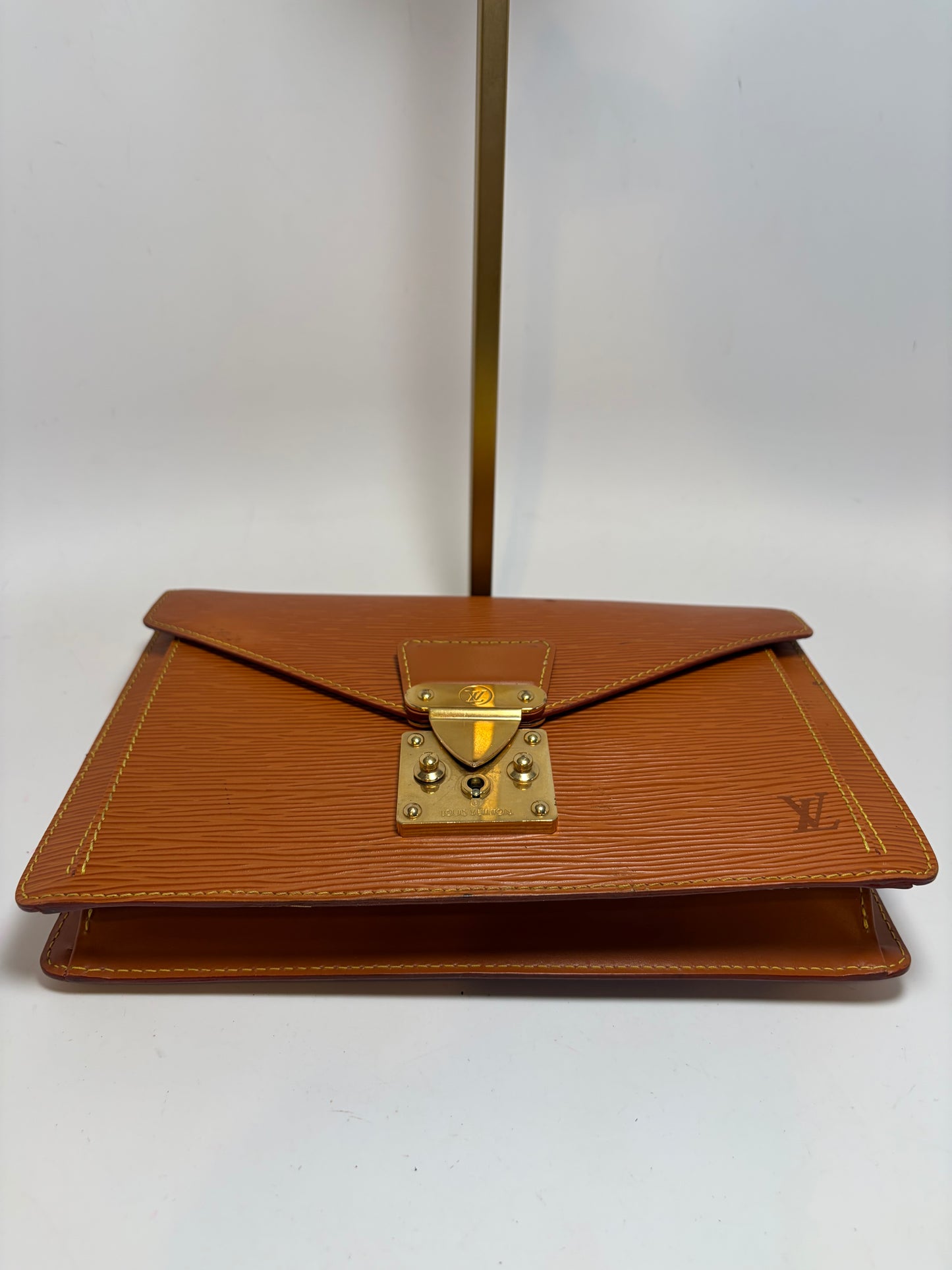 Louis Vuitton Pochette Sellier Draggone Clutch/Wristlet Cognac Epi Leather