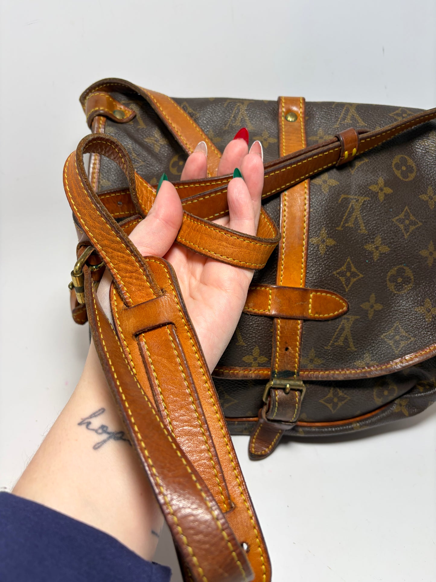 Louis Vuitton Samur 30 Monogram Crossbdoy