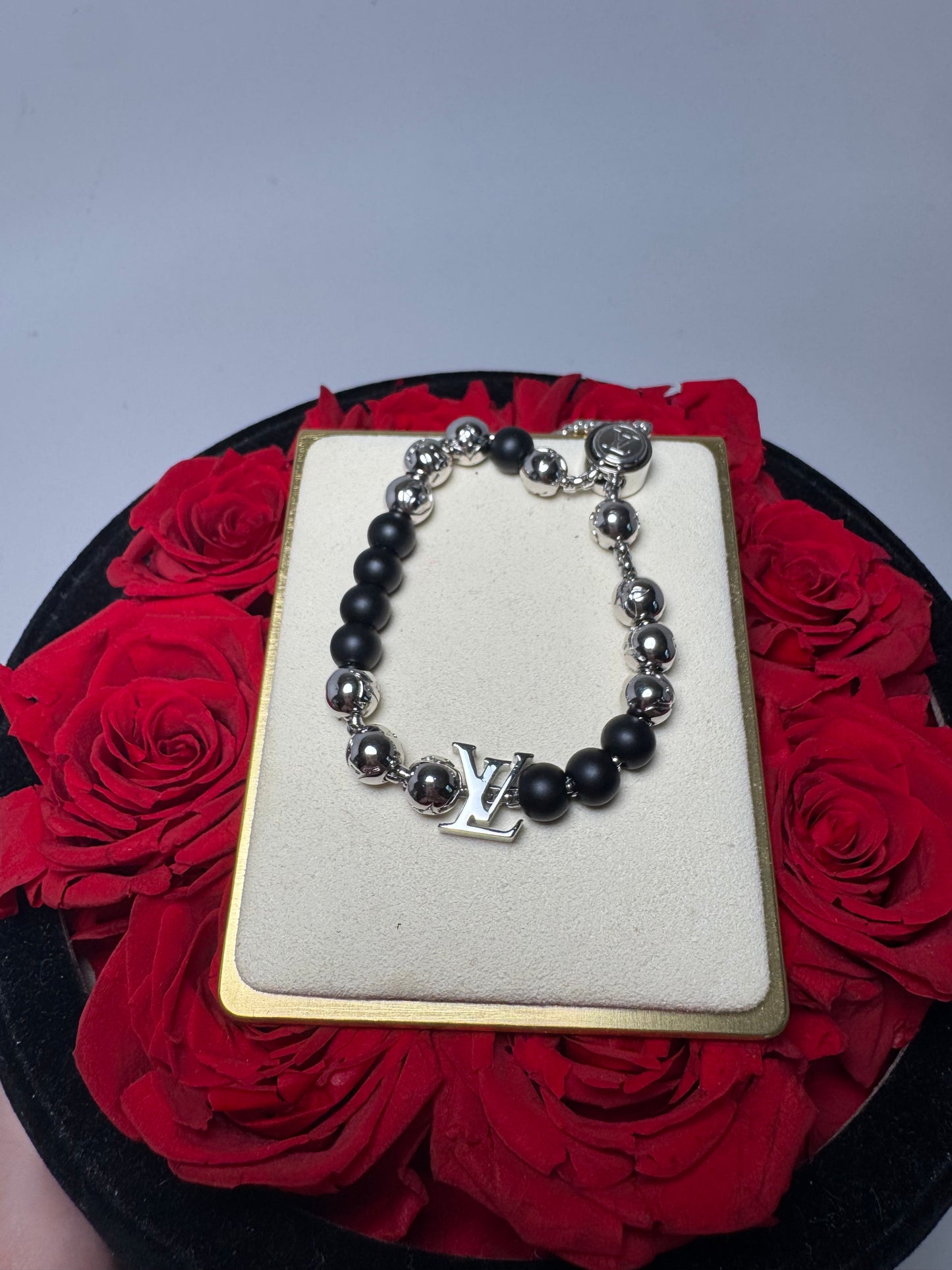 Louis Vuitton Monogram Beads Bracelet Onyx & Silver Unisex