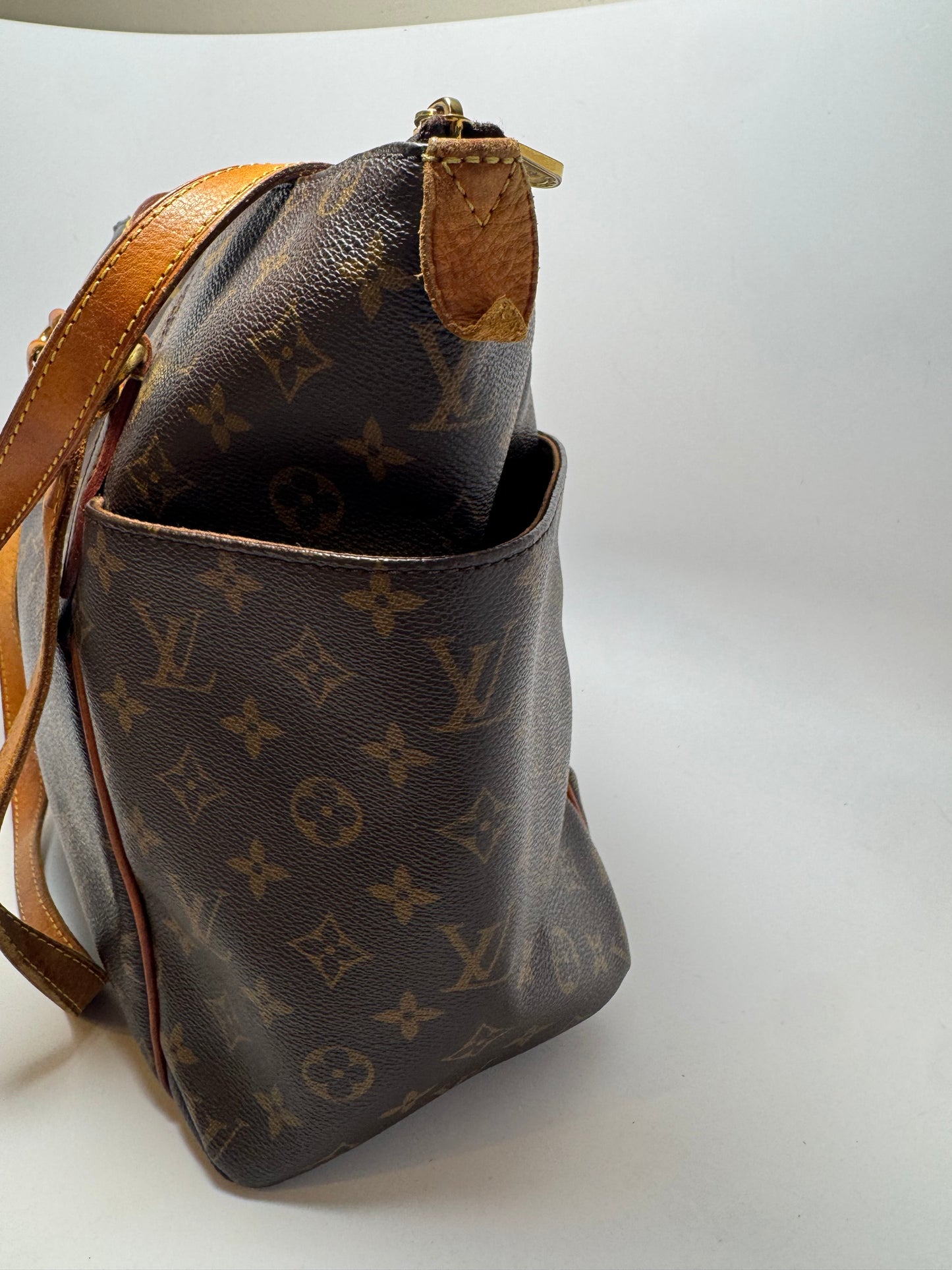 Louis Vuitton Totally MM Monogram Tote