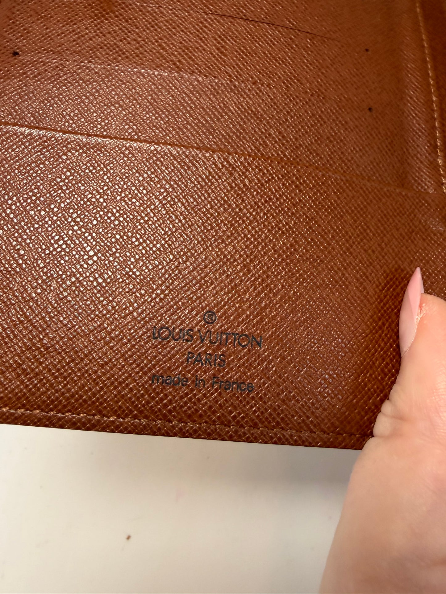 Louis Vuitton Medium Ring Agenda MM Monogram