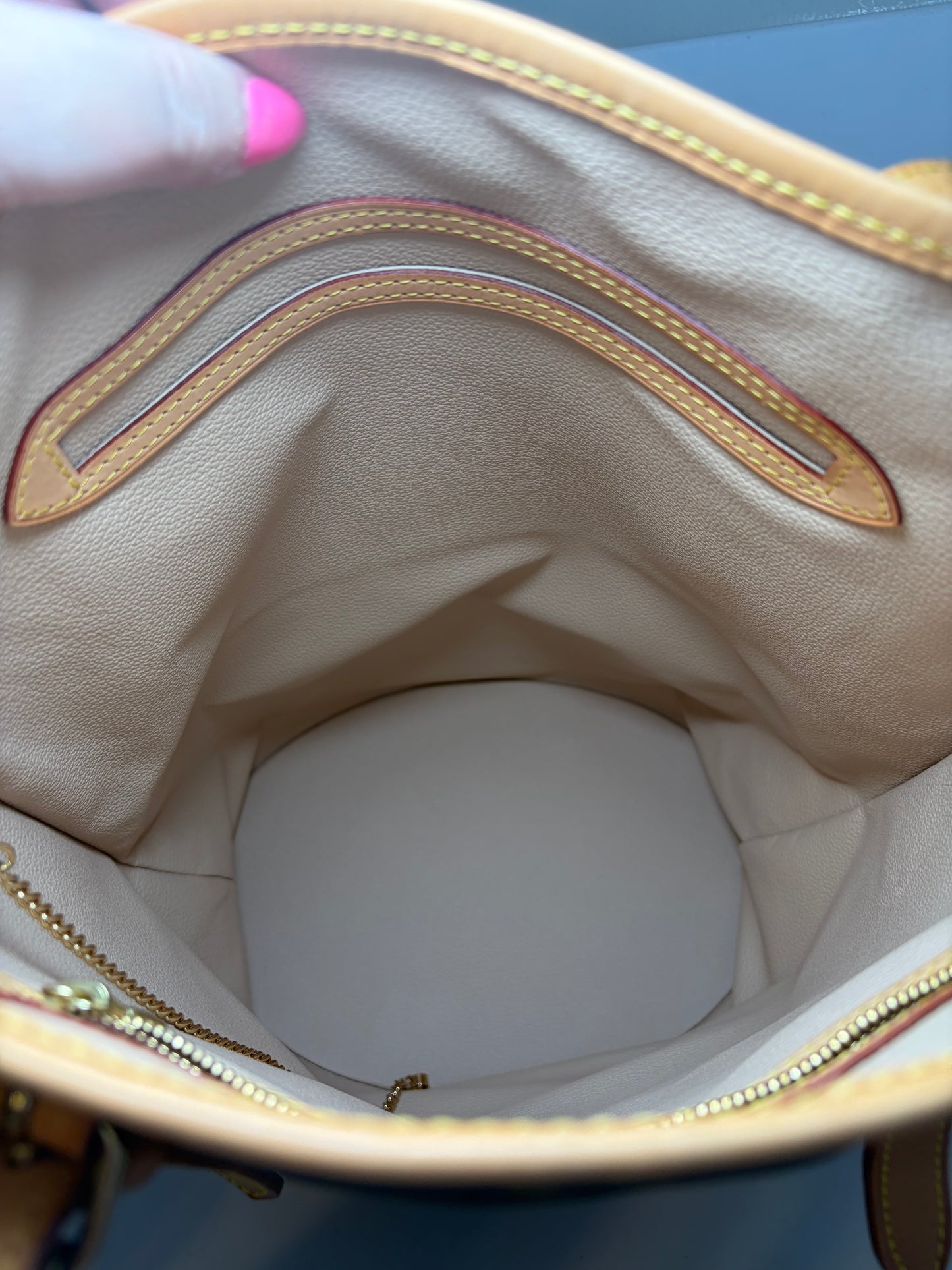 Louis Vuitton Bucket GM Monogram Tote