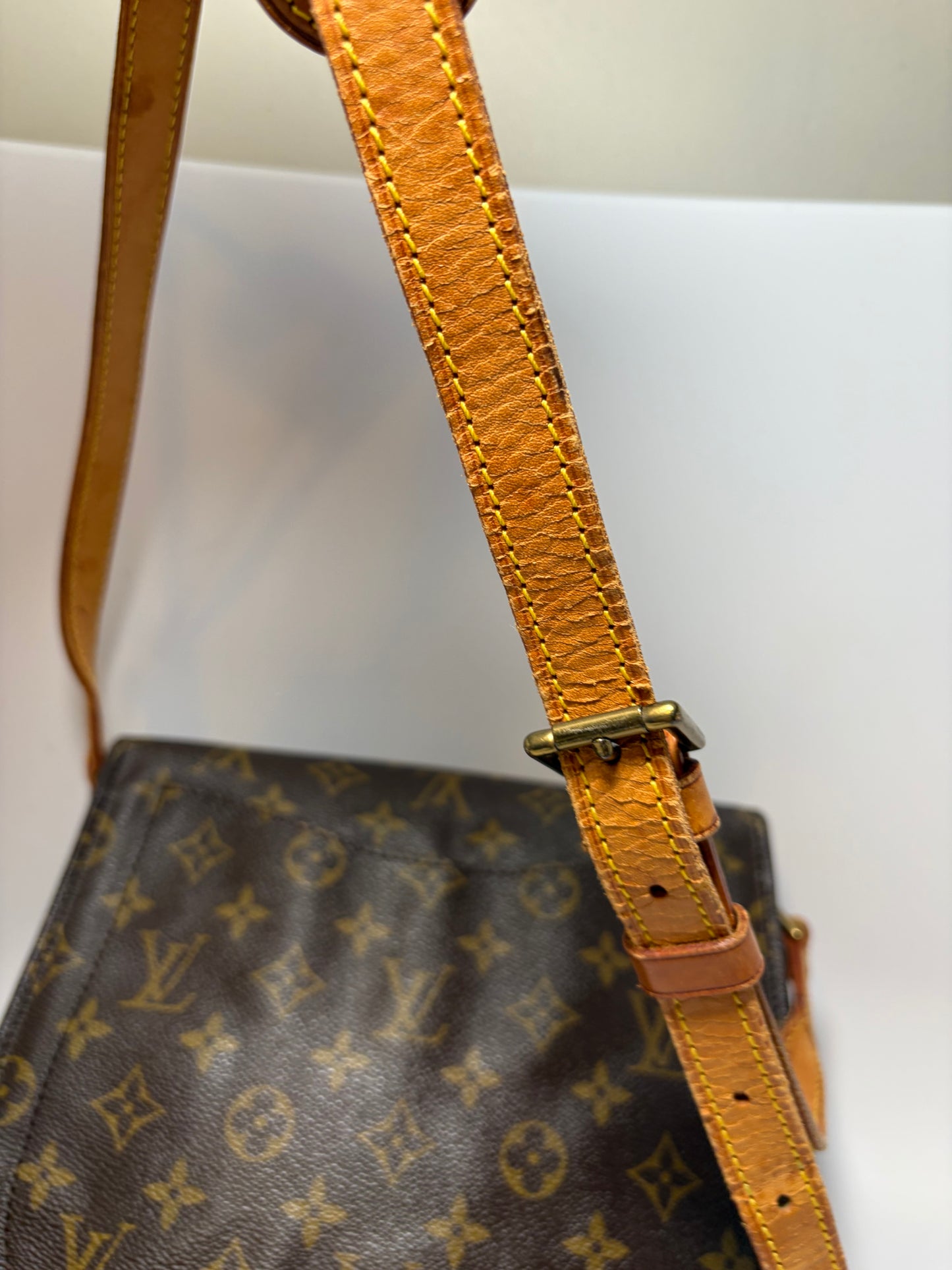 Louis Vuitton Saint Cloud GM Monogram Crossbody
