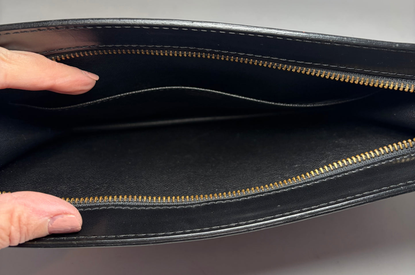 Louis Vuitton Pochette Homme Clutch Black Epi Leather