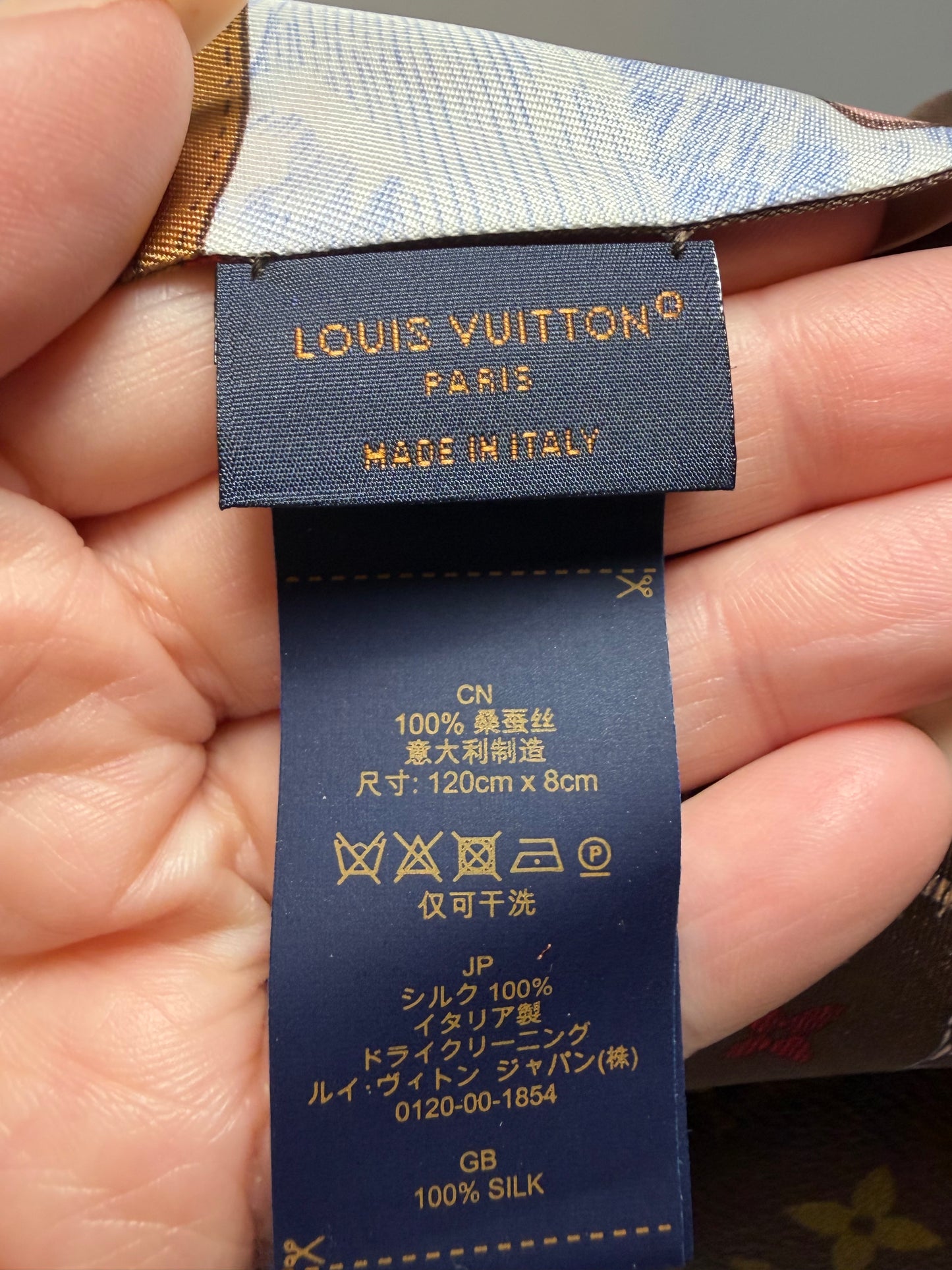 Louis Vuitton Up and Away BB Bandeau 100% Silk Spring-Summer 2023 NWOT