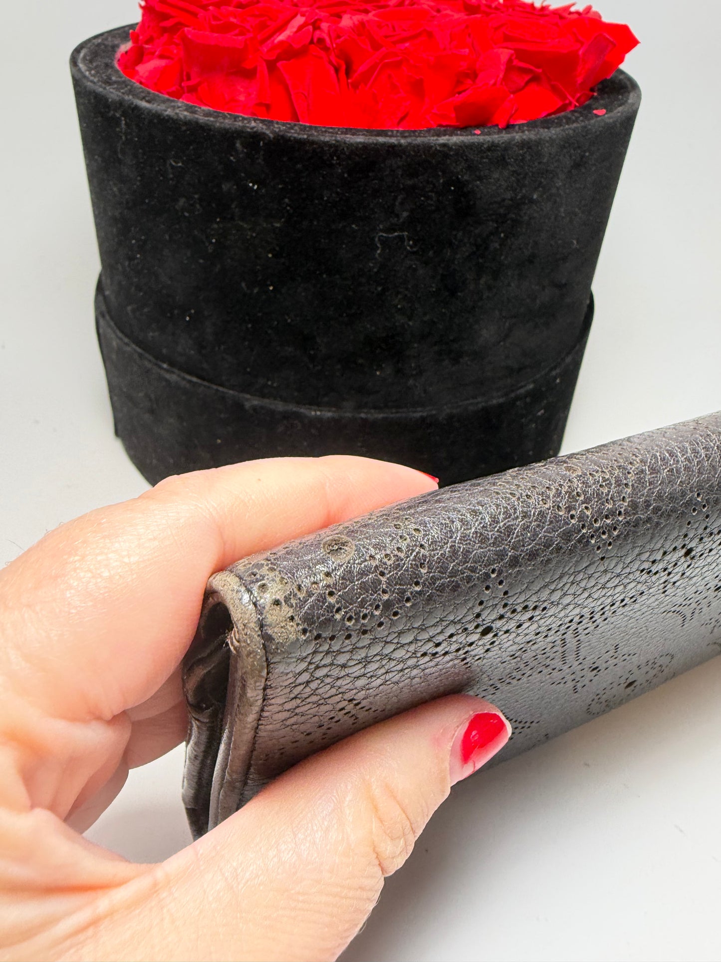 Louis Vuitton Mahina Amelia Wallet Black Leather Monogram Embossed