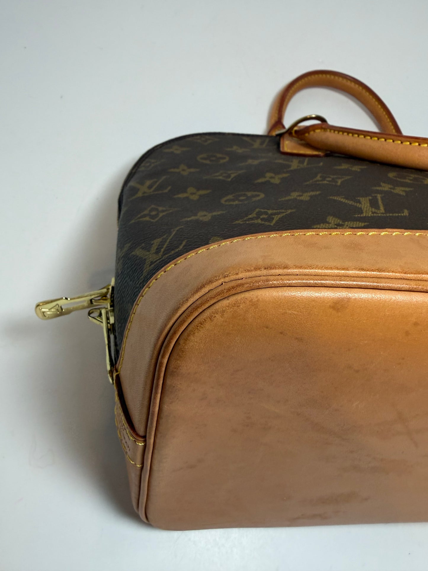 Louis Vuitton Alma PM Monogram
