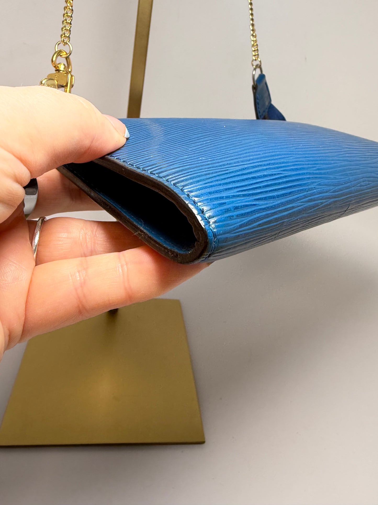 Louis Vuitton Pouch Pochette Accessories in Blue Epi Leather with LV Gold Chain